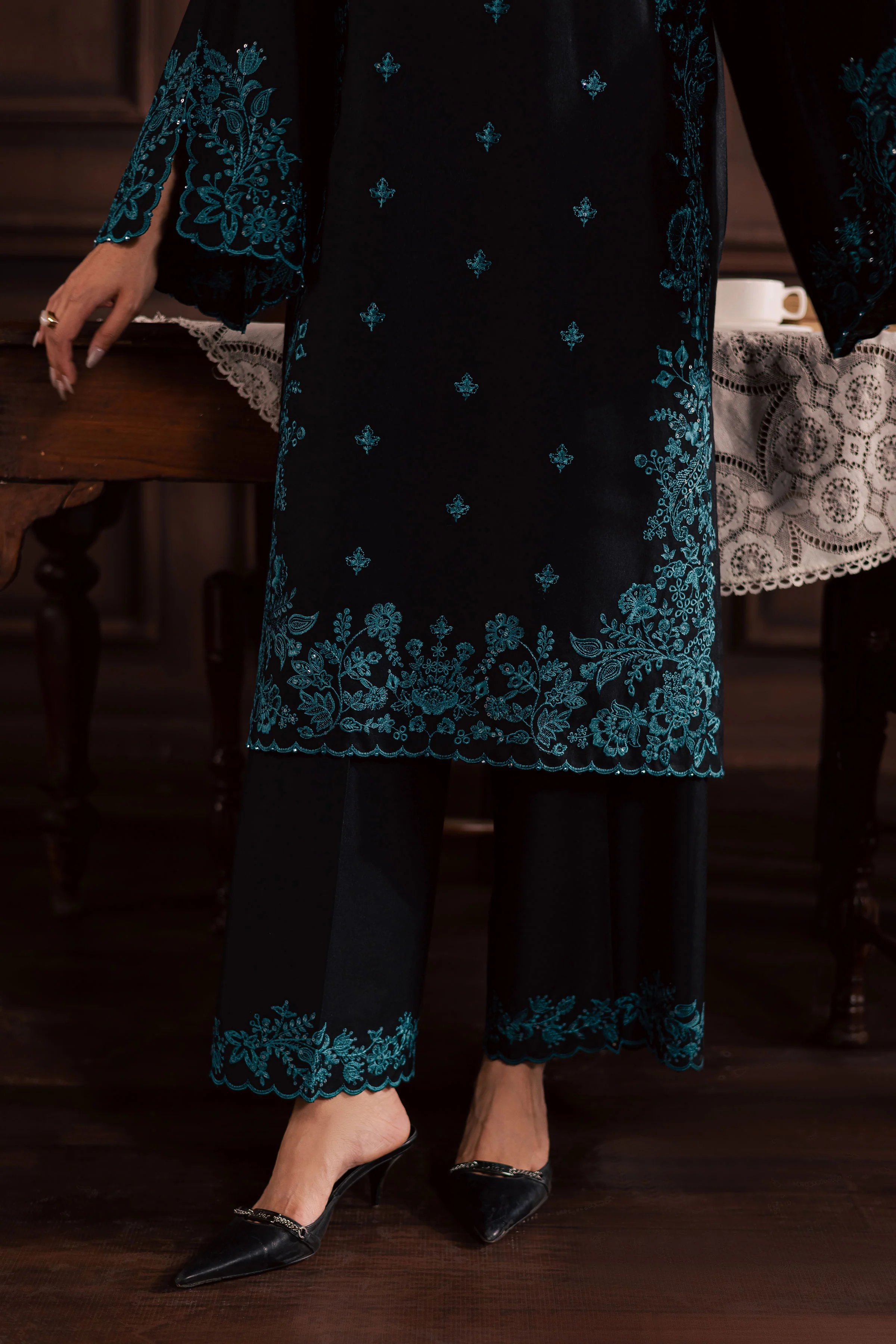 Dreamboat 2Pc - Embroidered Karandi Dress - Image 9