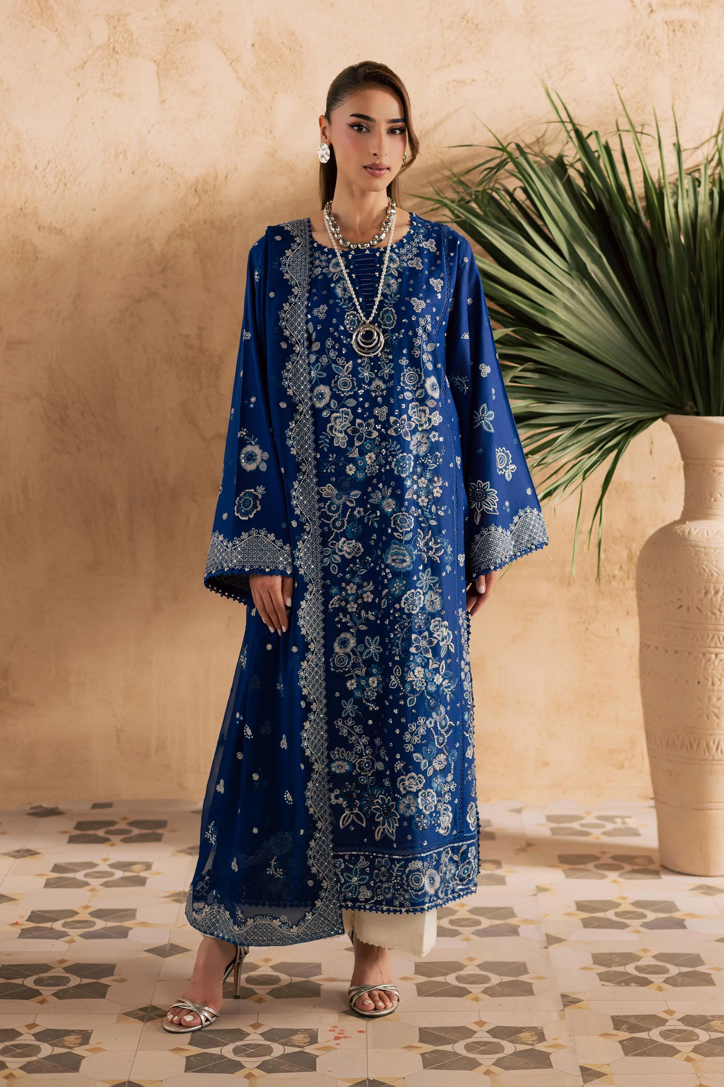 Eirlys 3Pc - Embroidered Festive Pret