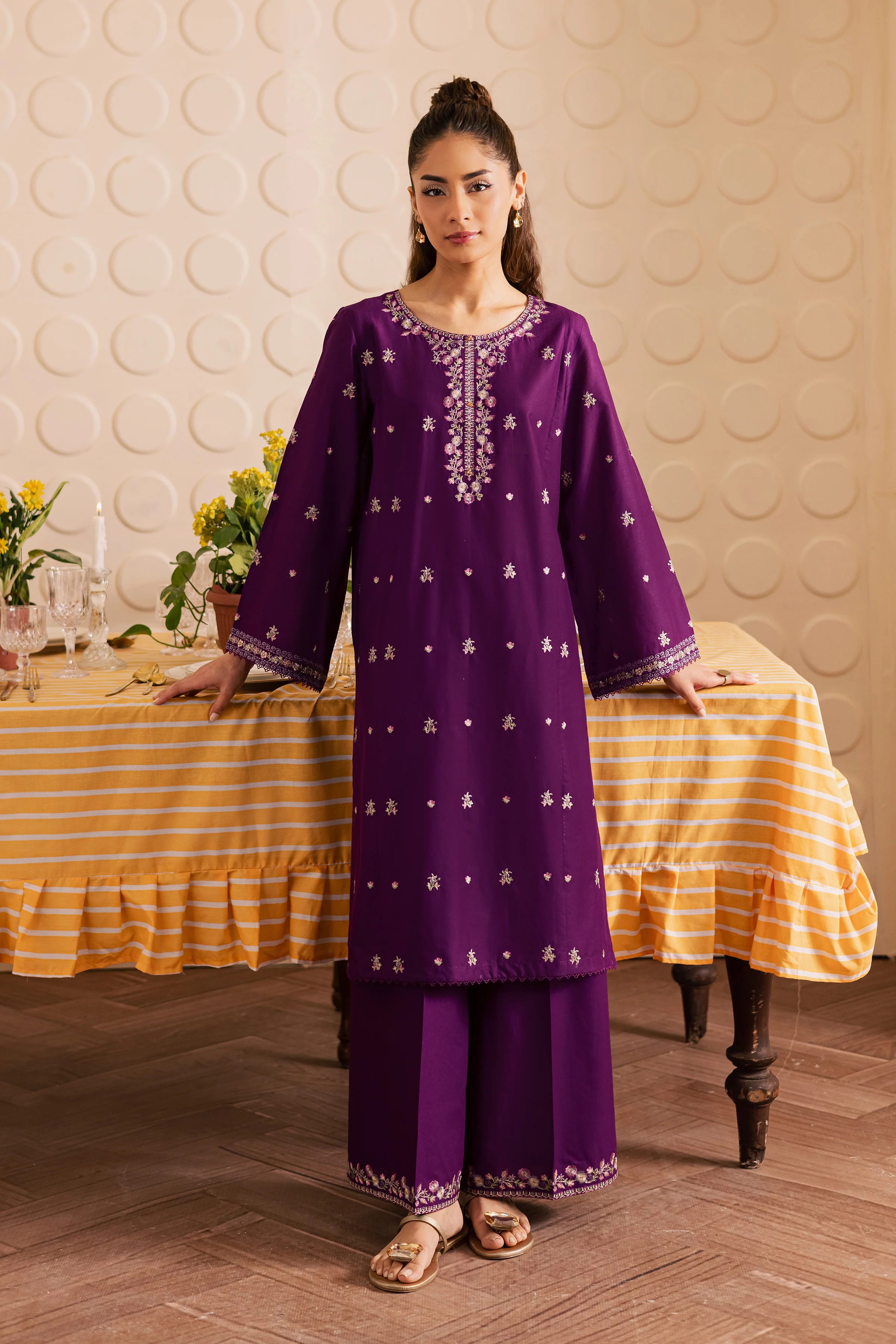 Elaria 2pc - Embroidered Lawn Pret - Image 4