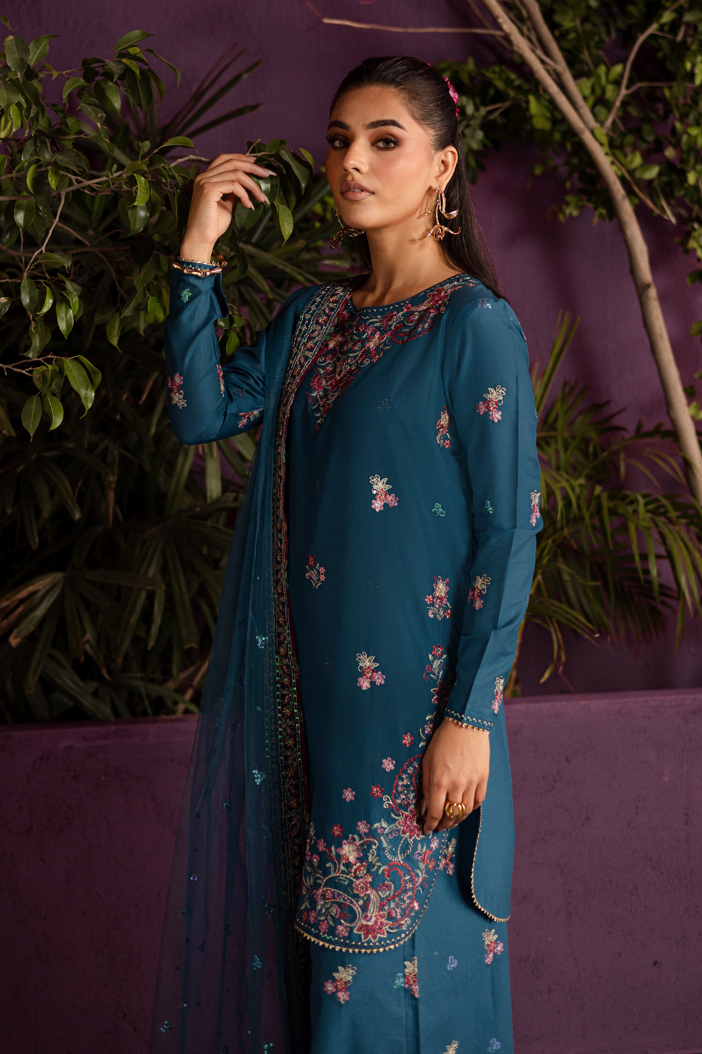 Eshmaal 3Pc - Embroidered Solid Dress - Image 4