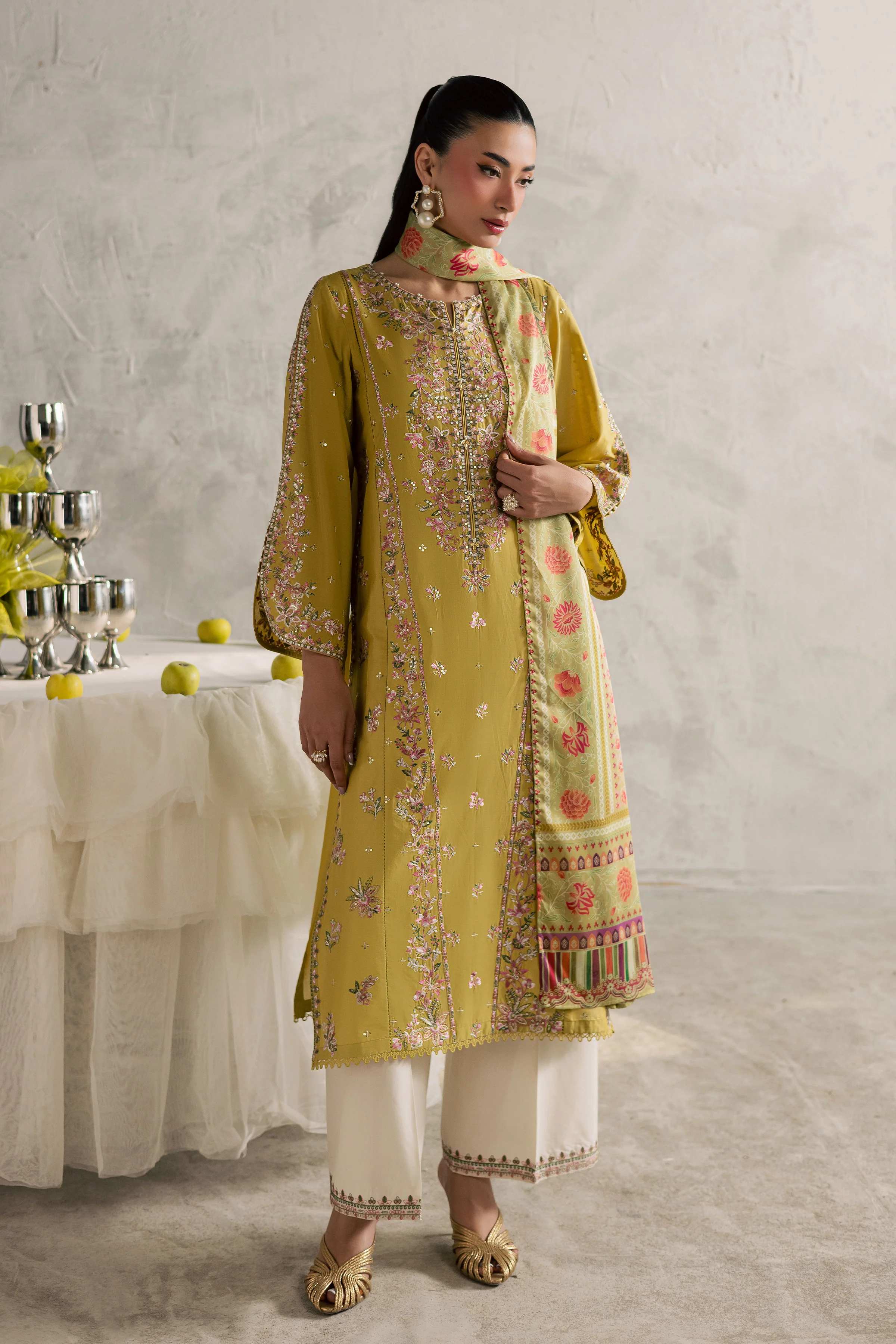 Essence 3Pc - Festive Embroidered Lawn - Image 4