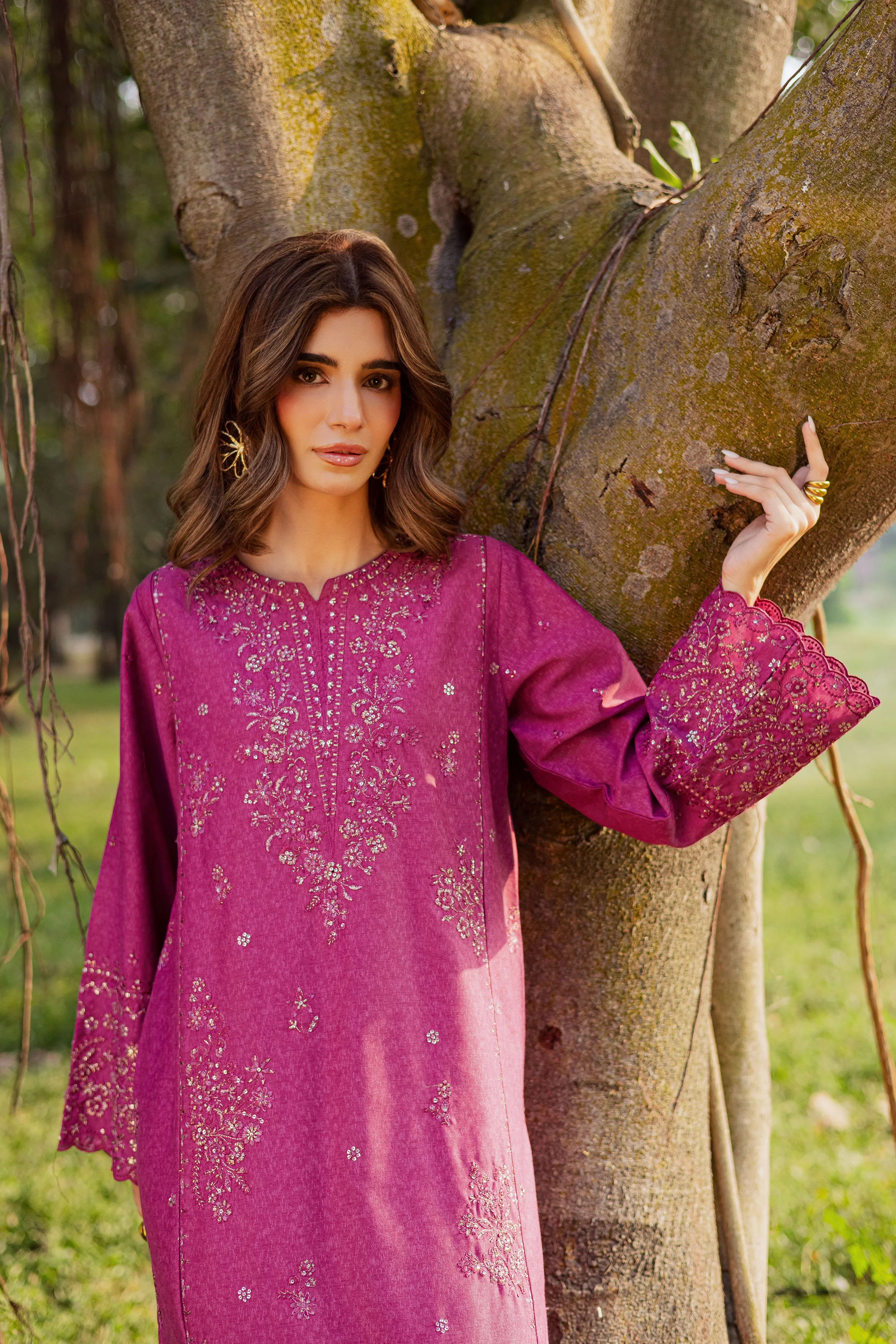 Eyter 2Pc - Embroidered Karandi Dress - Image 10