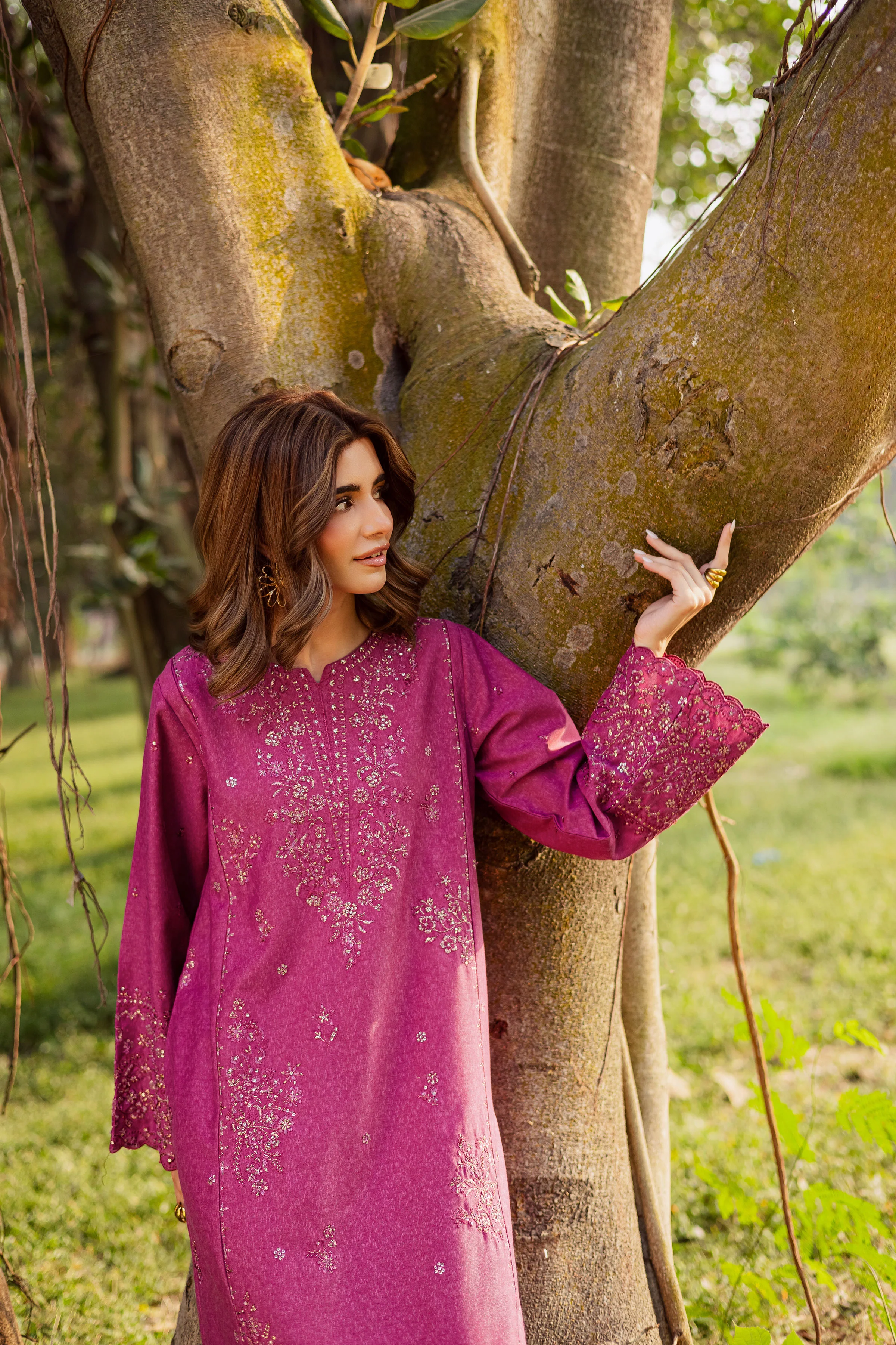 Eyter 2Pc - Embroidered Karandi Dress - Image 8