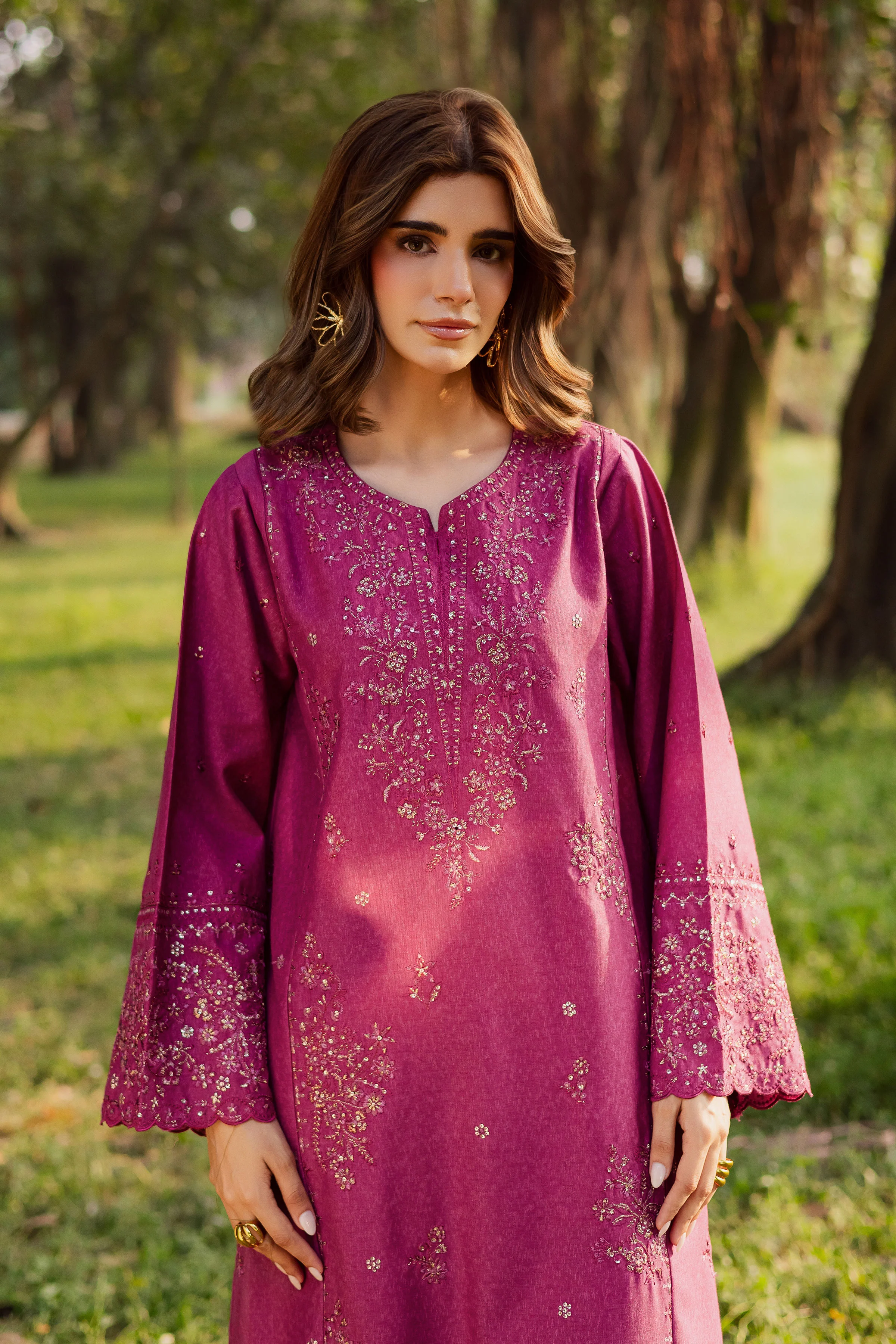 Eyter 2Pc - Embroidered Karandi Dress - Image 9
