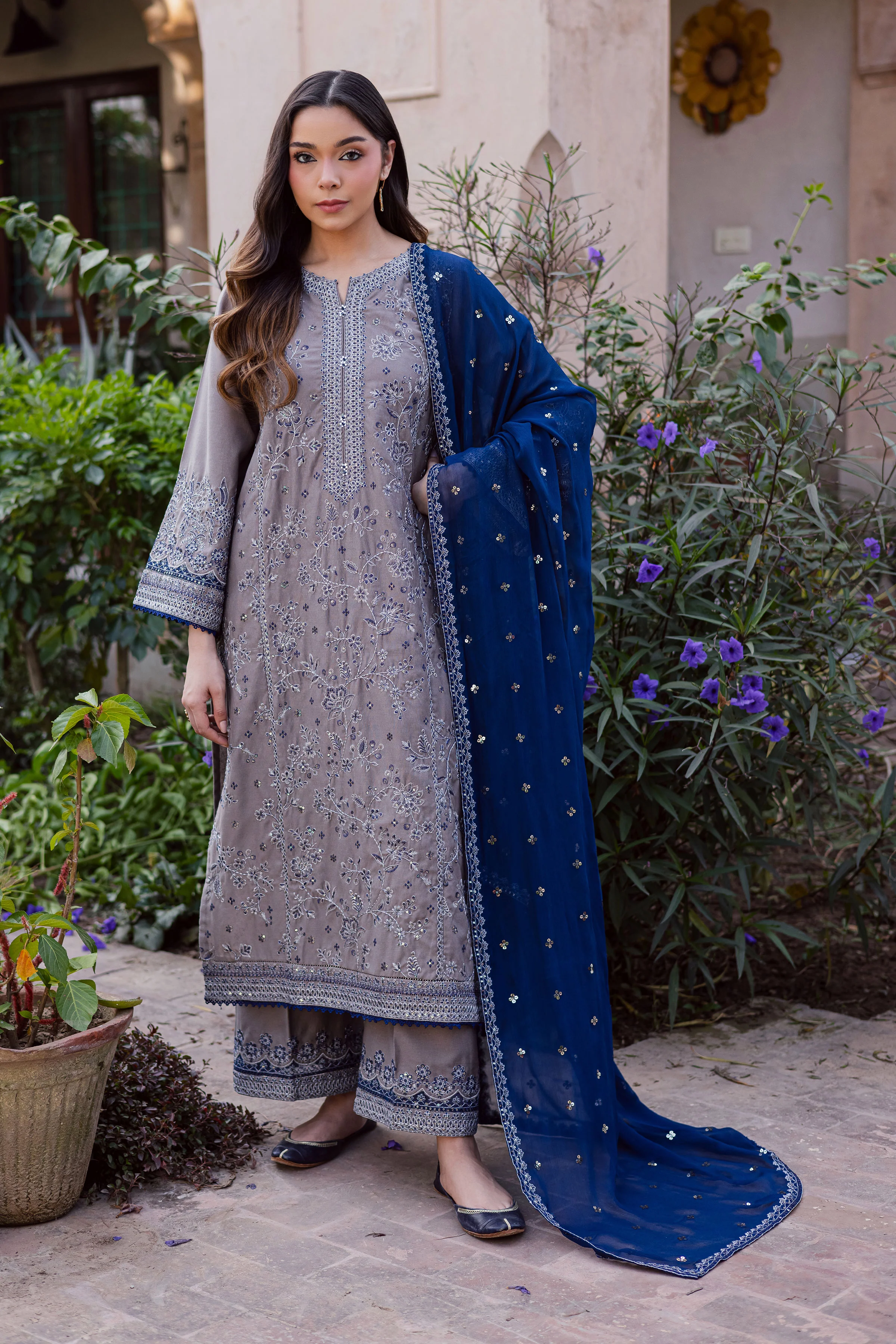 Ezlyin 3Pc - Embroidered Karandi Dress - Image 5