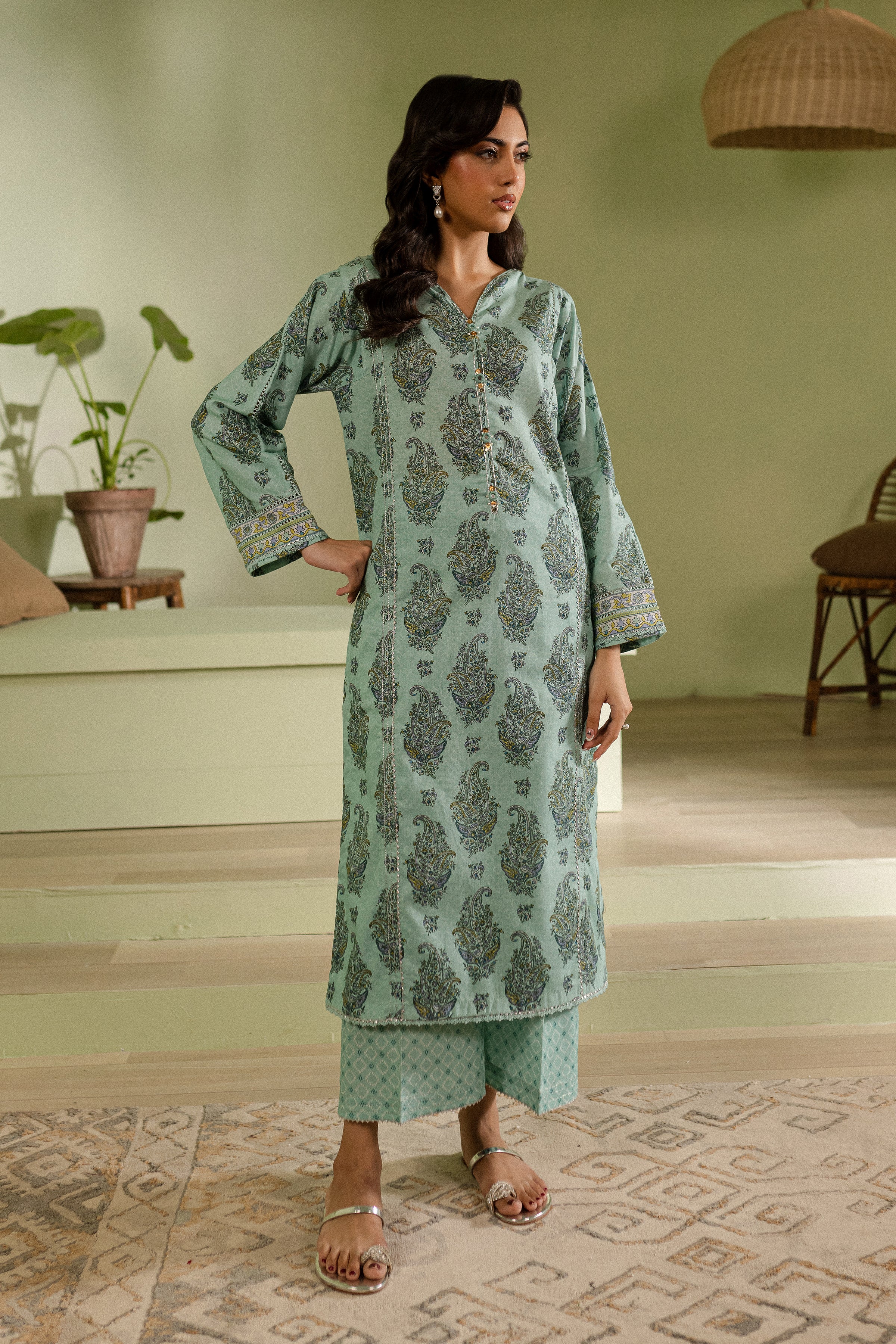 Fris 2Pc - Printed Khaddar Dress - Image 4