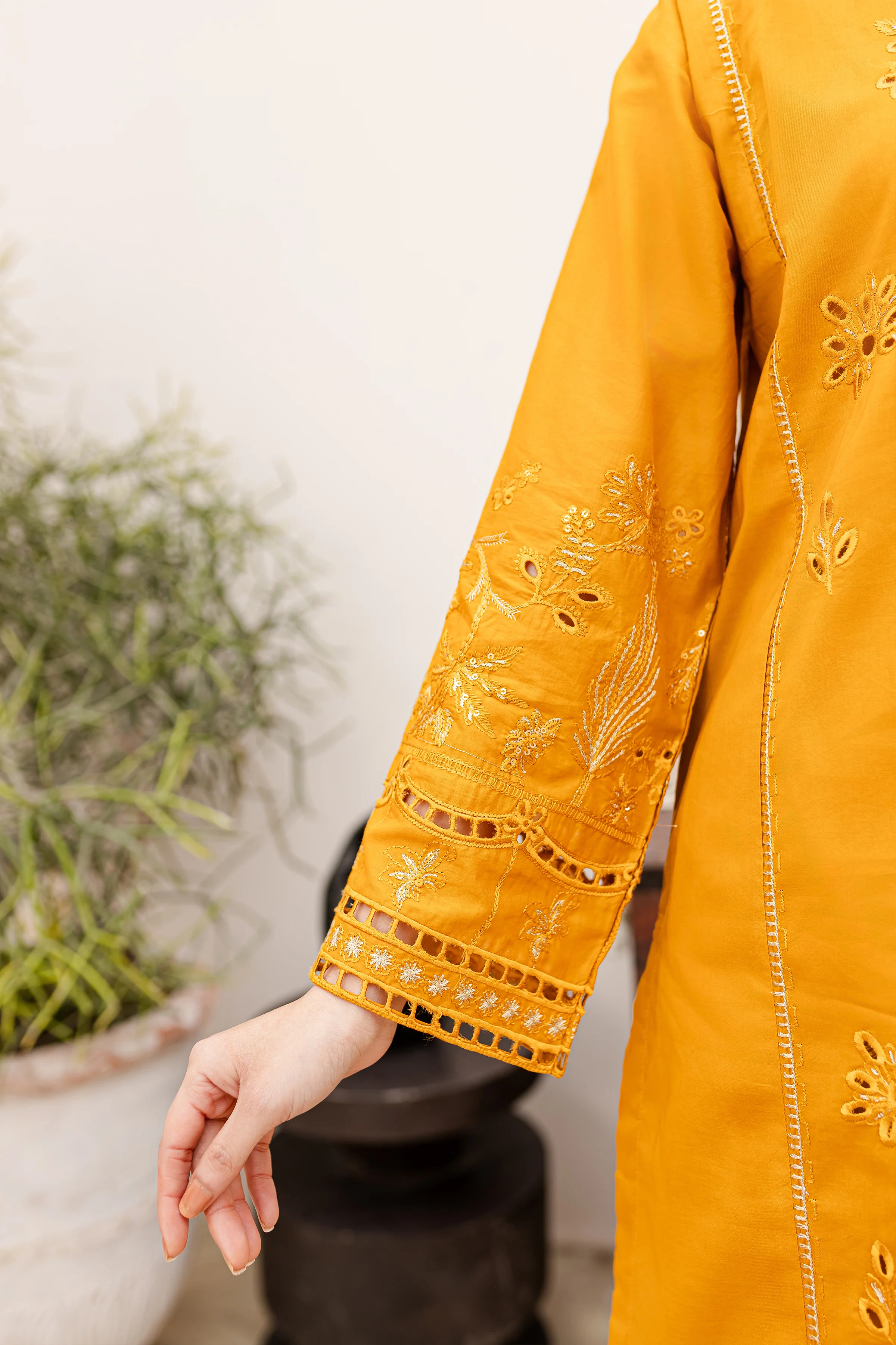 Gazebo 2Pc - Embroidered Lawn Dress - Image 15