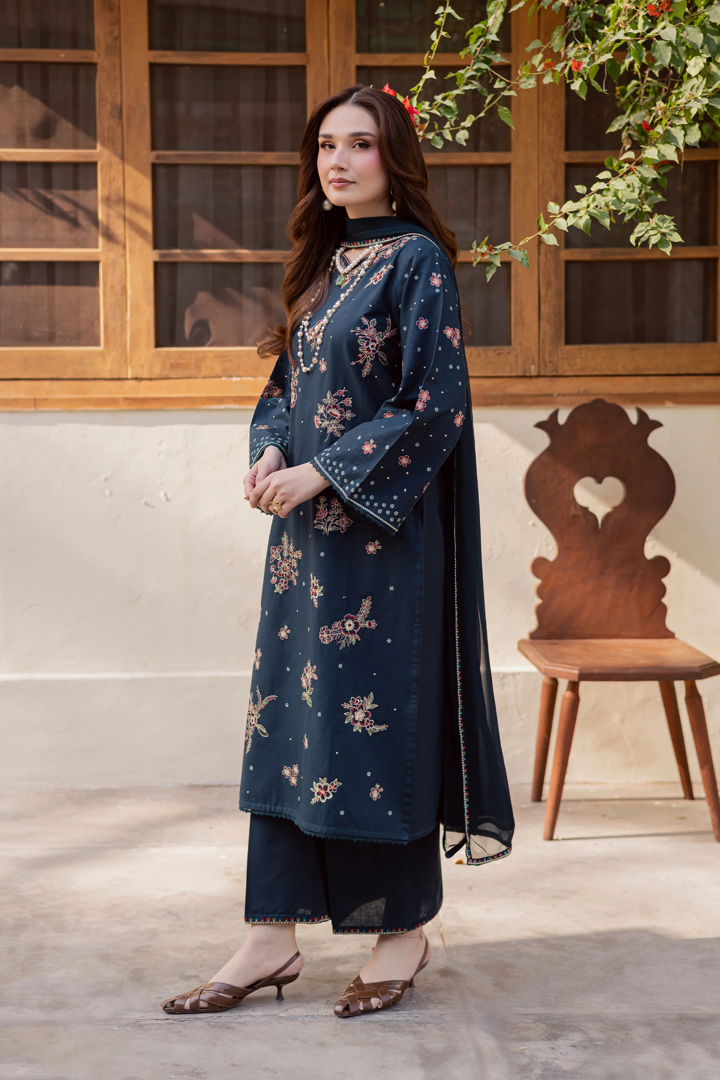 Gold Ocean 3Pc - Embroidered Khaddar Dress - Image 3