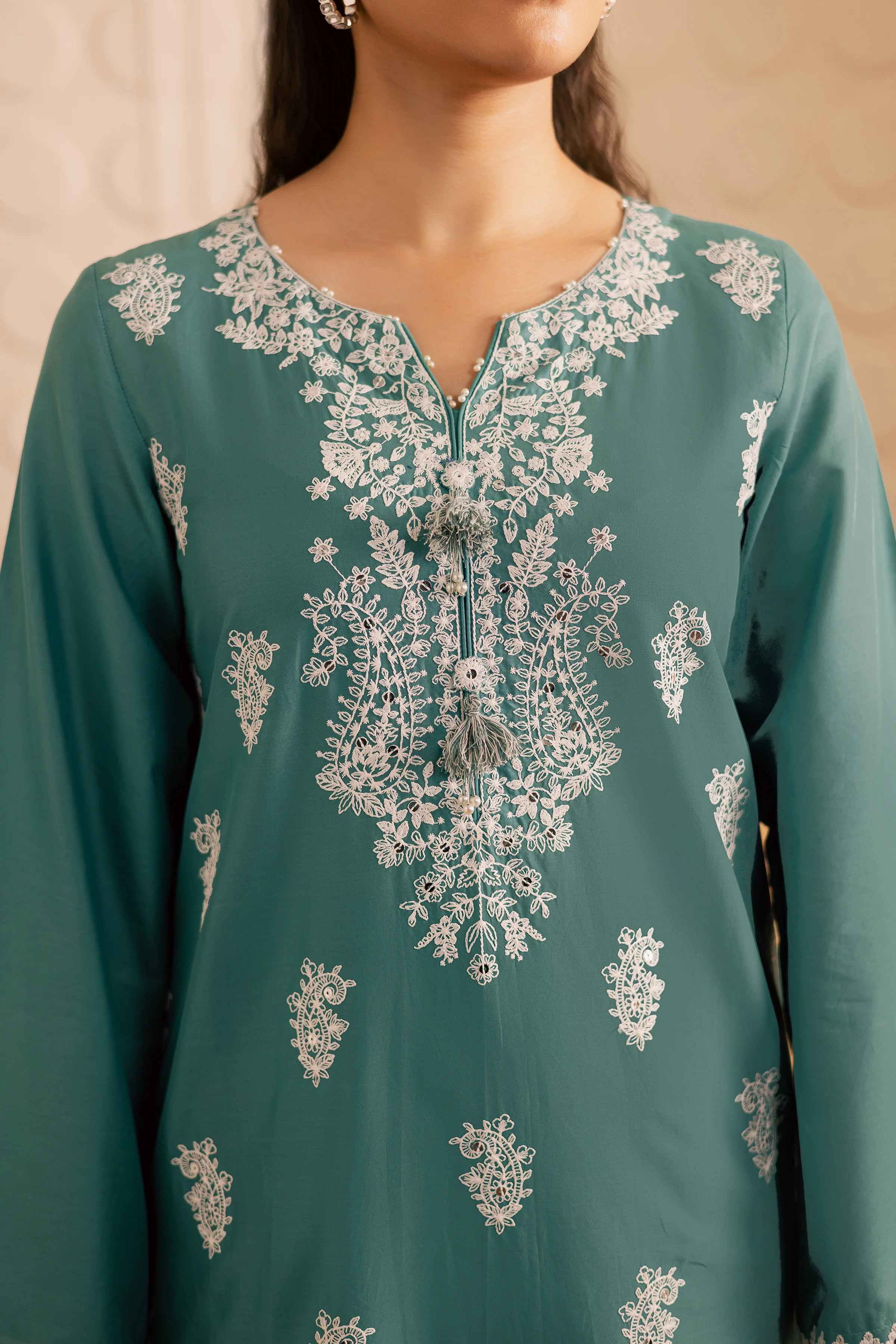 Grace 2pc - Embroidered Lawn Pret - Image 6