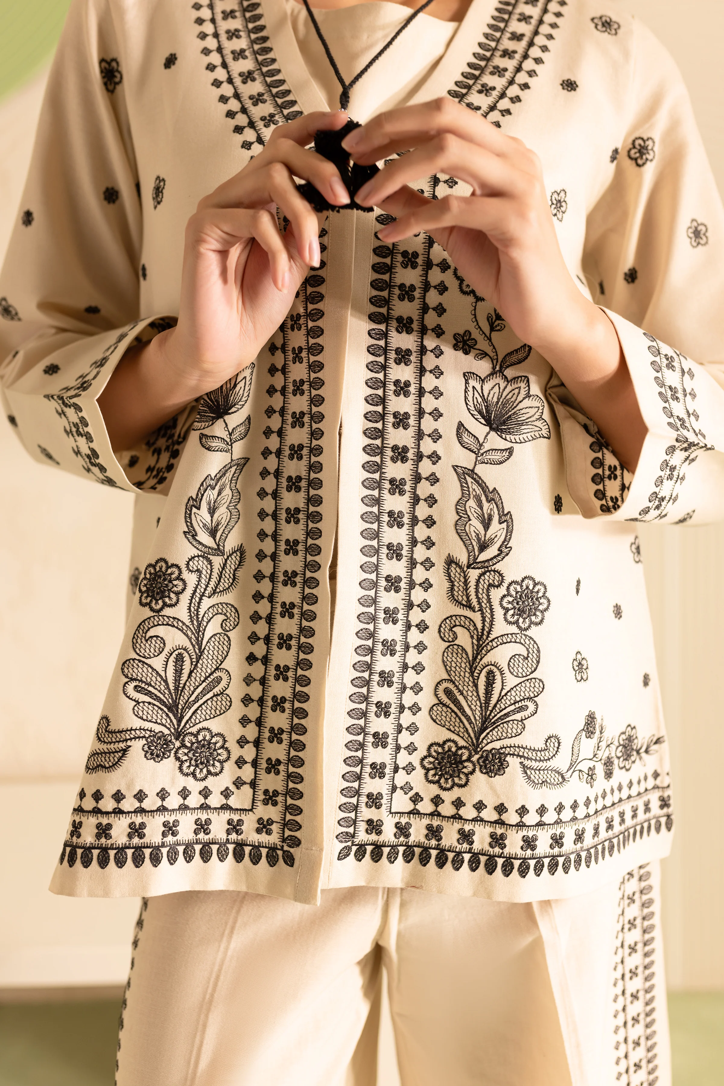 Greek 3Pc - Embroidered Khaddar Dress - Image 10