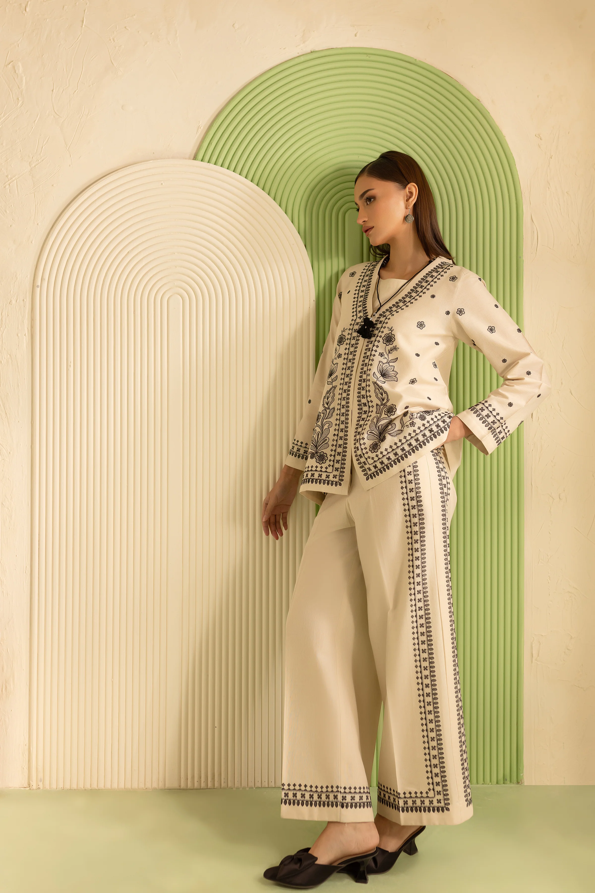 Greek 3Pc - Embroidered Khaddar Dress - Image 5