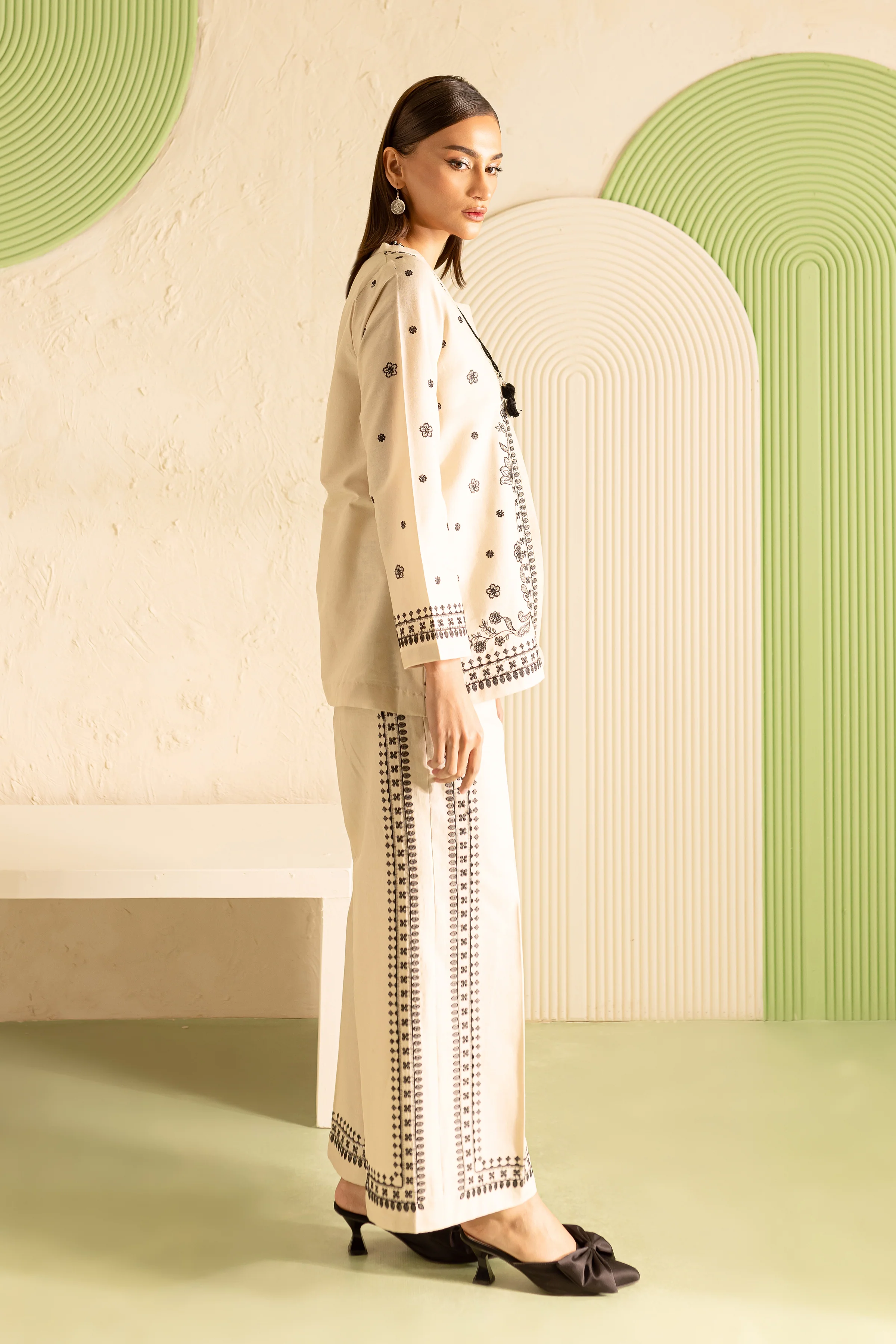 Greek 3Pc - Embroidered Khaddar Dress - Image 7