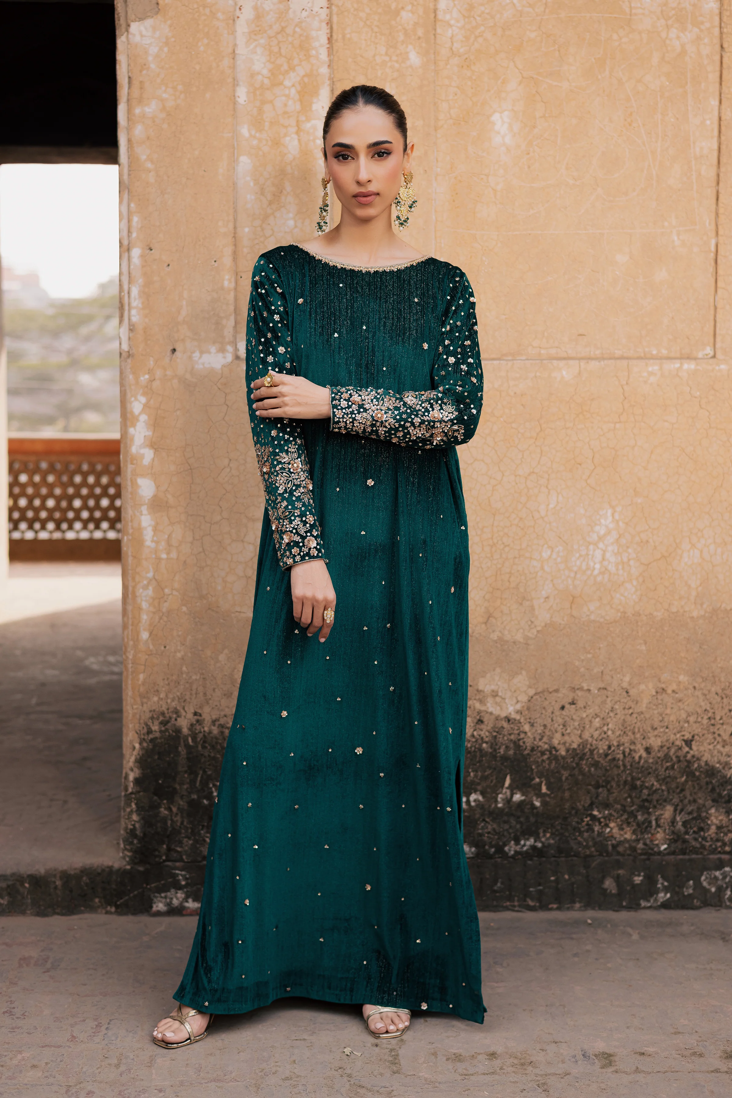 Green Mandana 2Pc - Velvet Formal Dress - Image 3