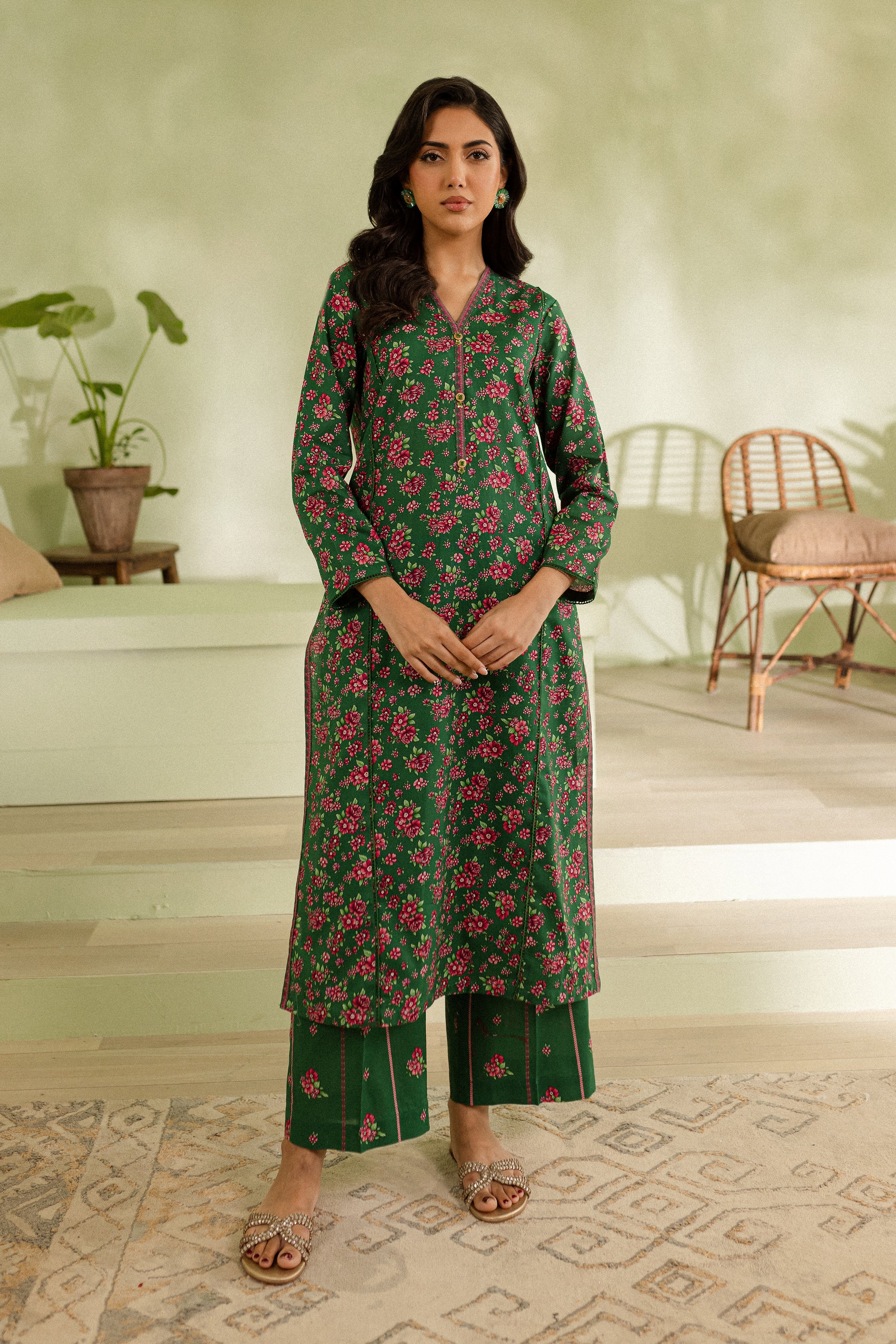 Green Pearl 2pc - Printed Khaddar Dress - Image 5