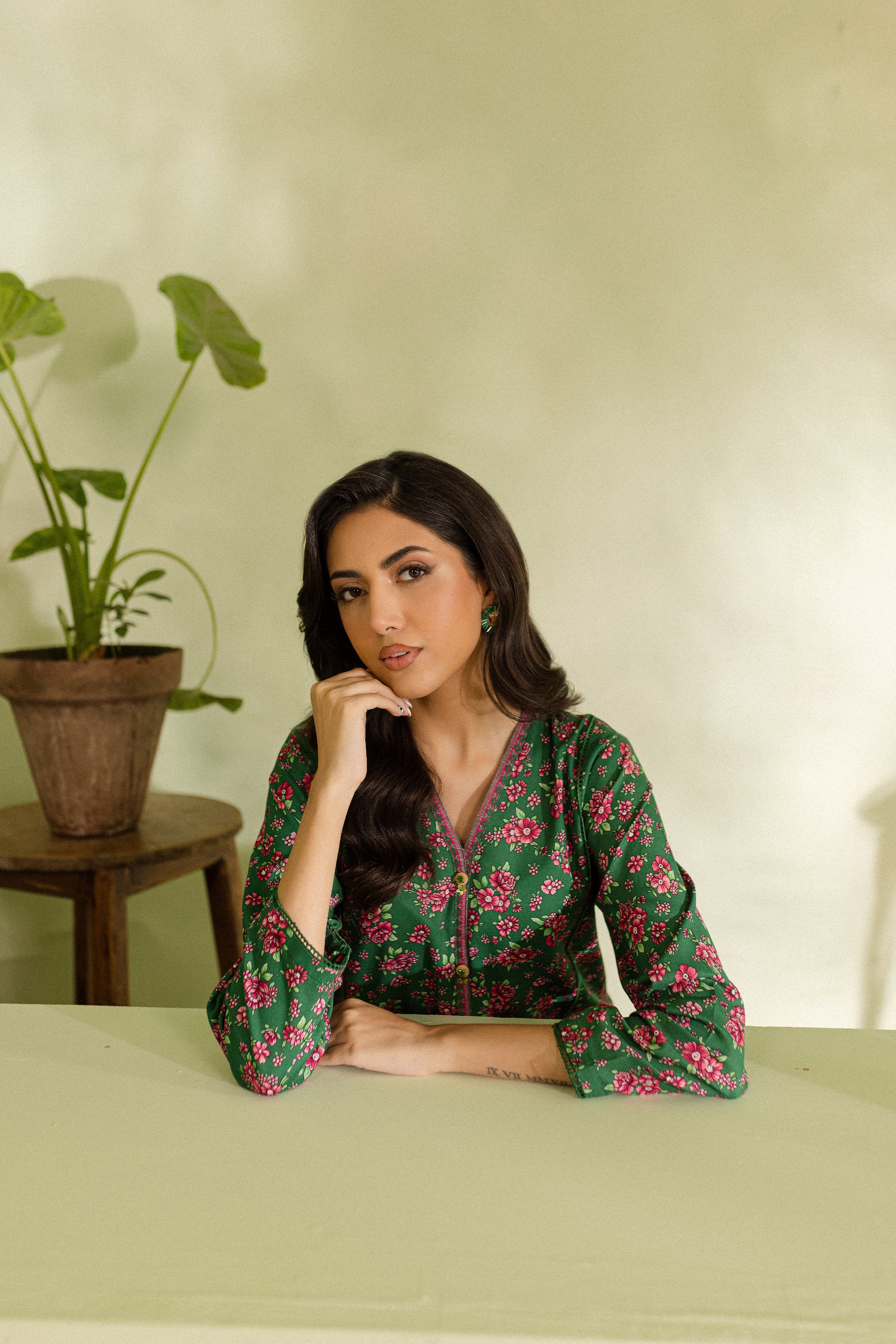 Green Pearl 2pc - Printed Khaddar Dress - Image 8