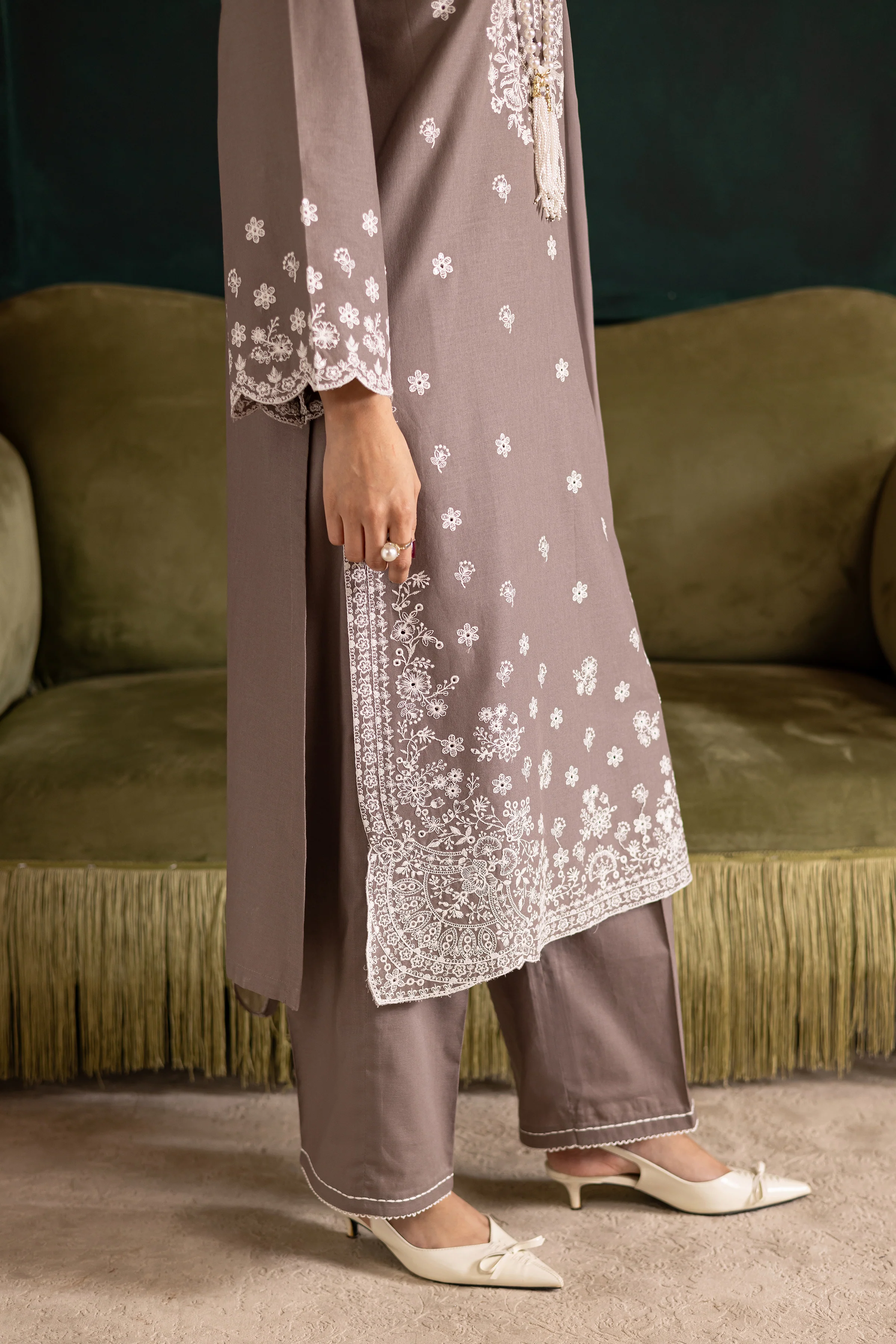 Grey 3Pc - Embroidered Khaddar Dress - Image 7