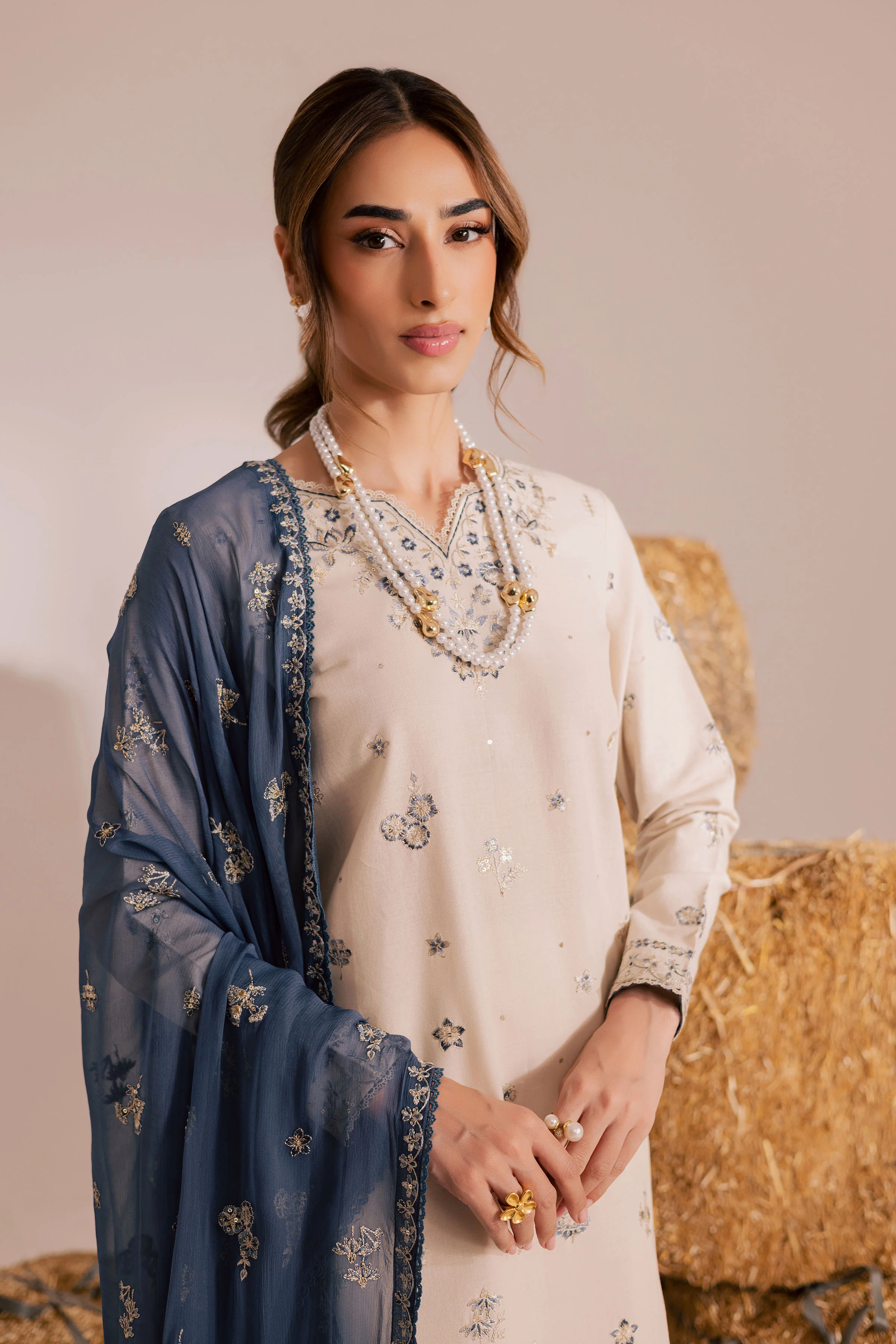 Gul e Lala 3Pc - Embroidered Khaddar Dress - Image 2