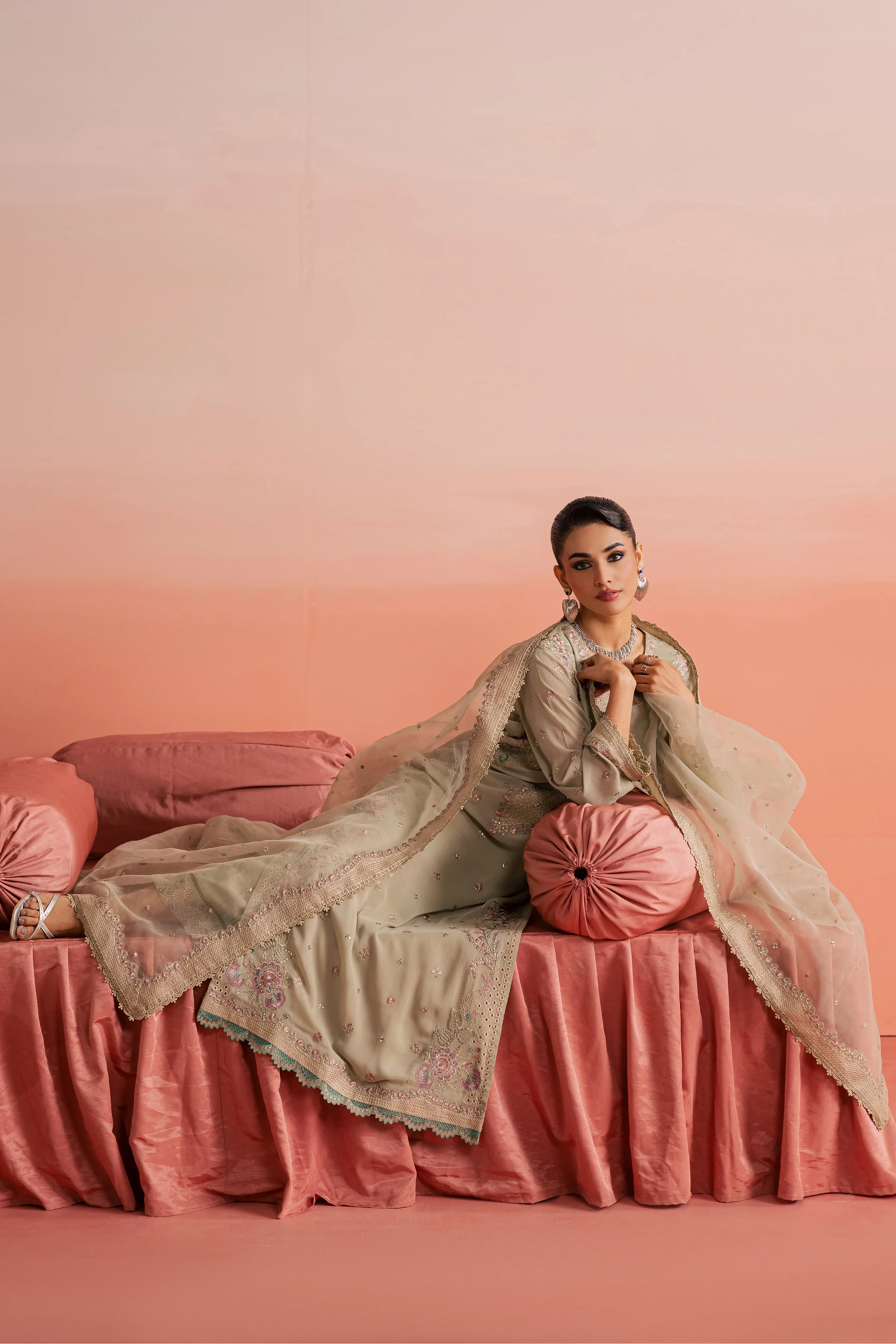Habeeba 3Pc - Festive Luxe Pret - Image 4