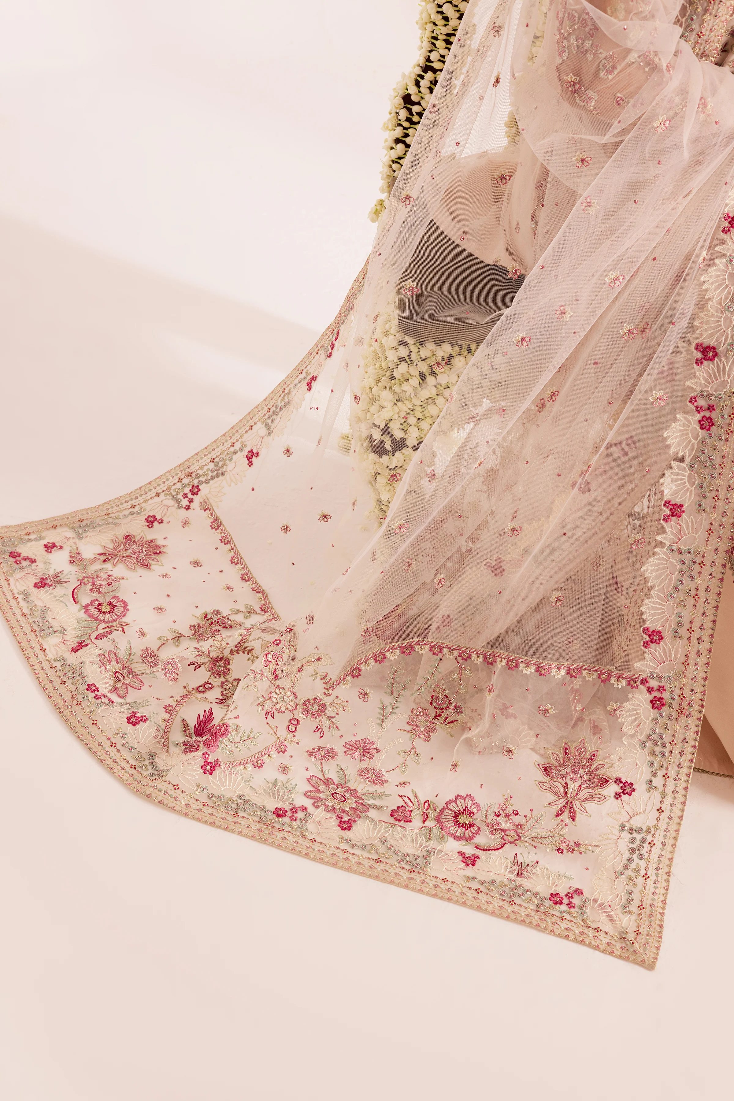 Heer 3Pc - Festive Luxe Pret - Image 9