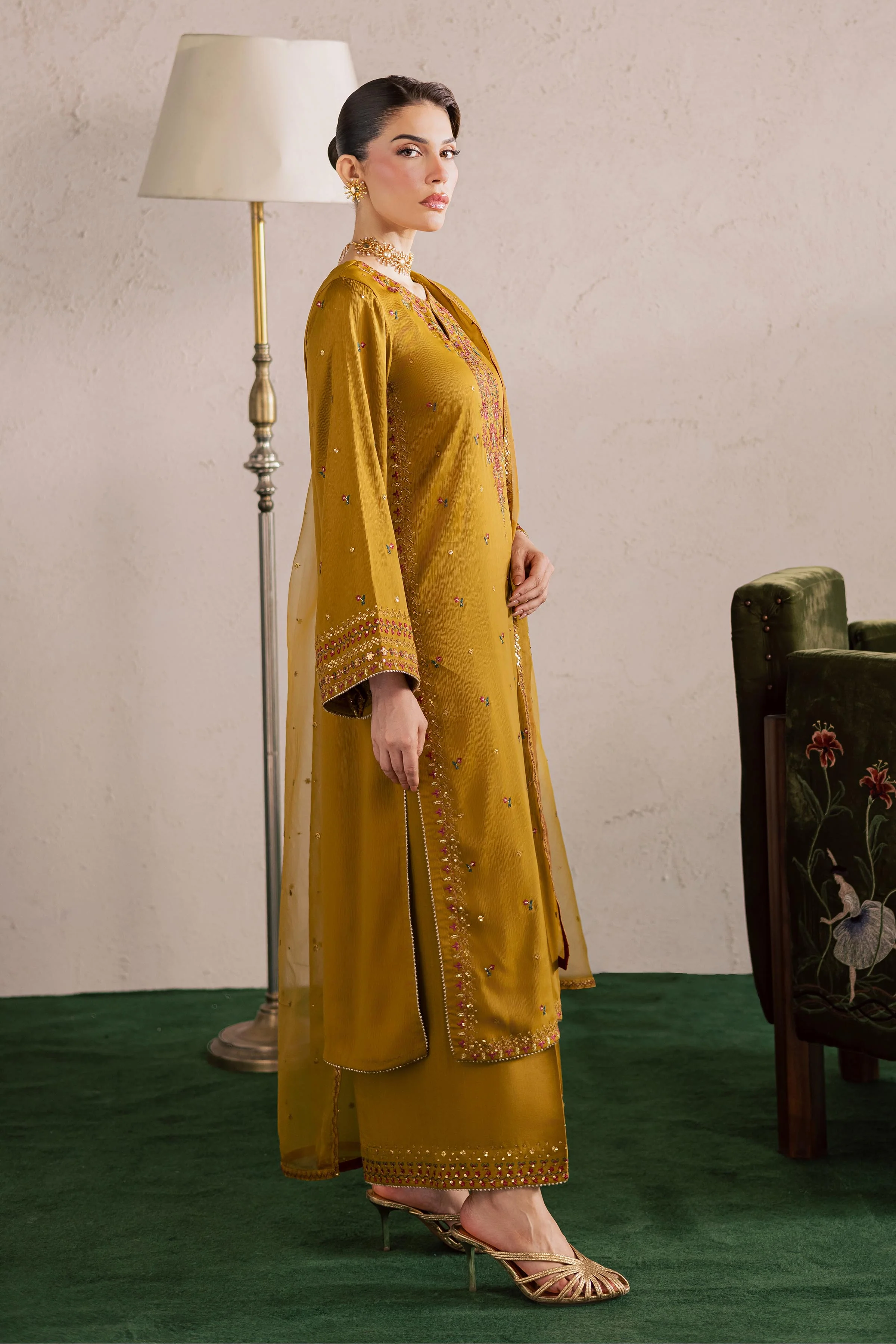Hera 3Pc - Festive Luxury Formal - Image 9