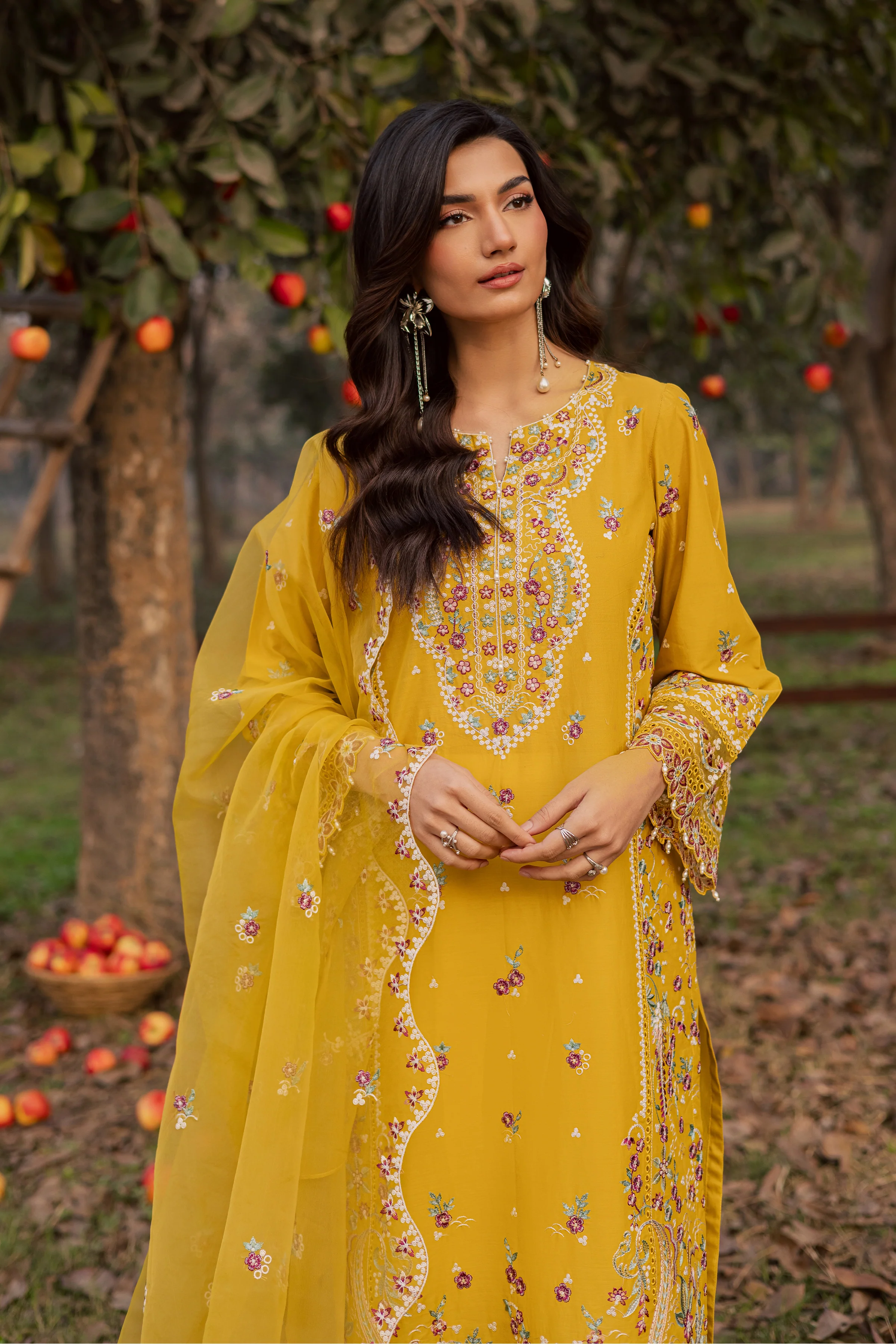 Horizon 3Pc - Festive Embroidered Lawn - Image 4