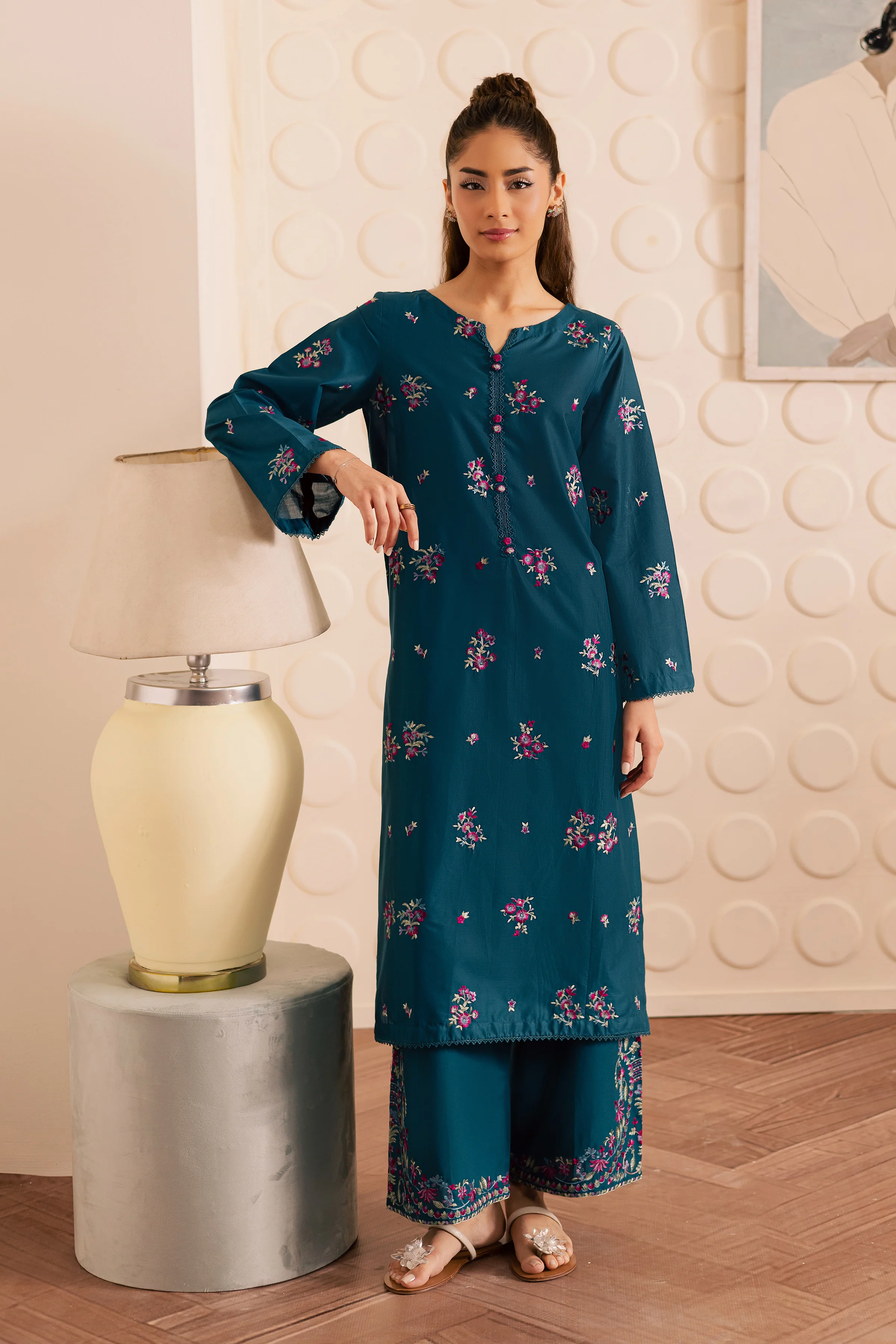 Hyacinth 2Pc - Embroidered Lawn Pret - Image 6