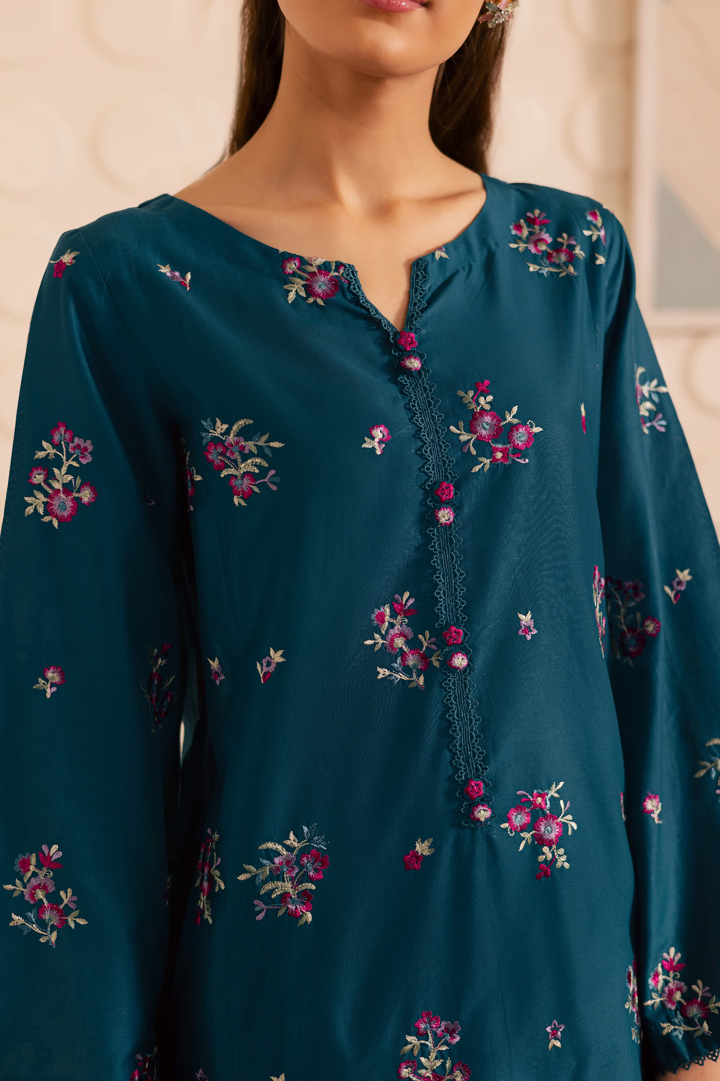 Hyacinth 2Pc - Embroidered Lawn Pret - Image 7