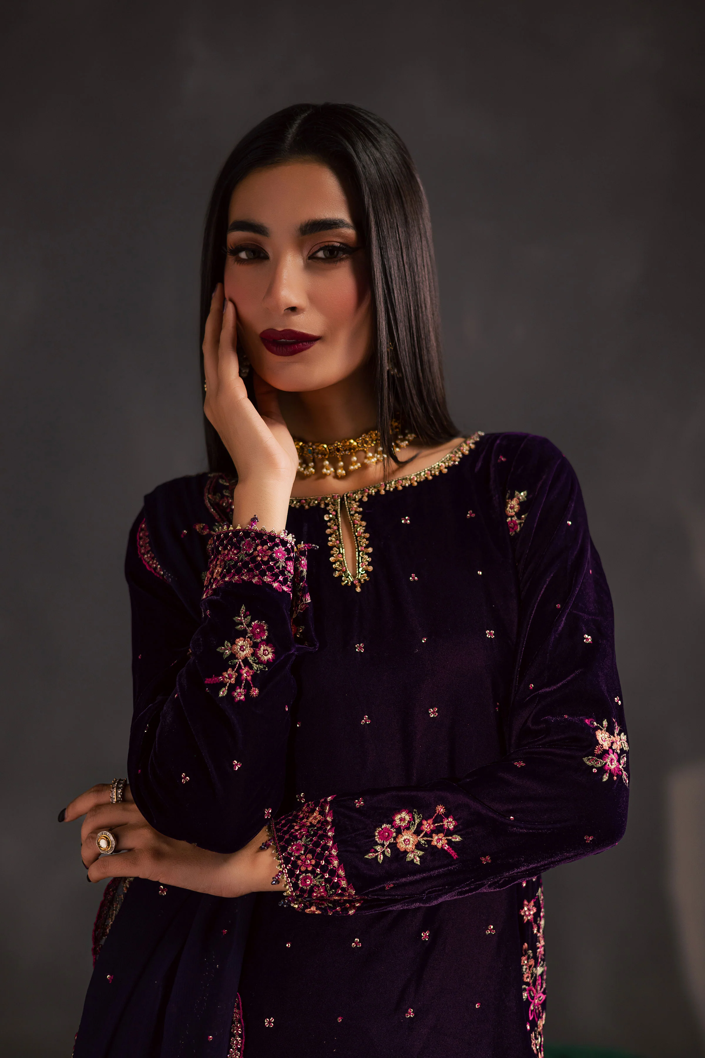 Jahanara 3Pc - Velvet Luxe Pret - Image 5