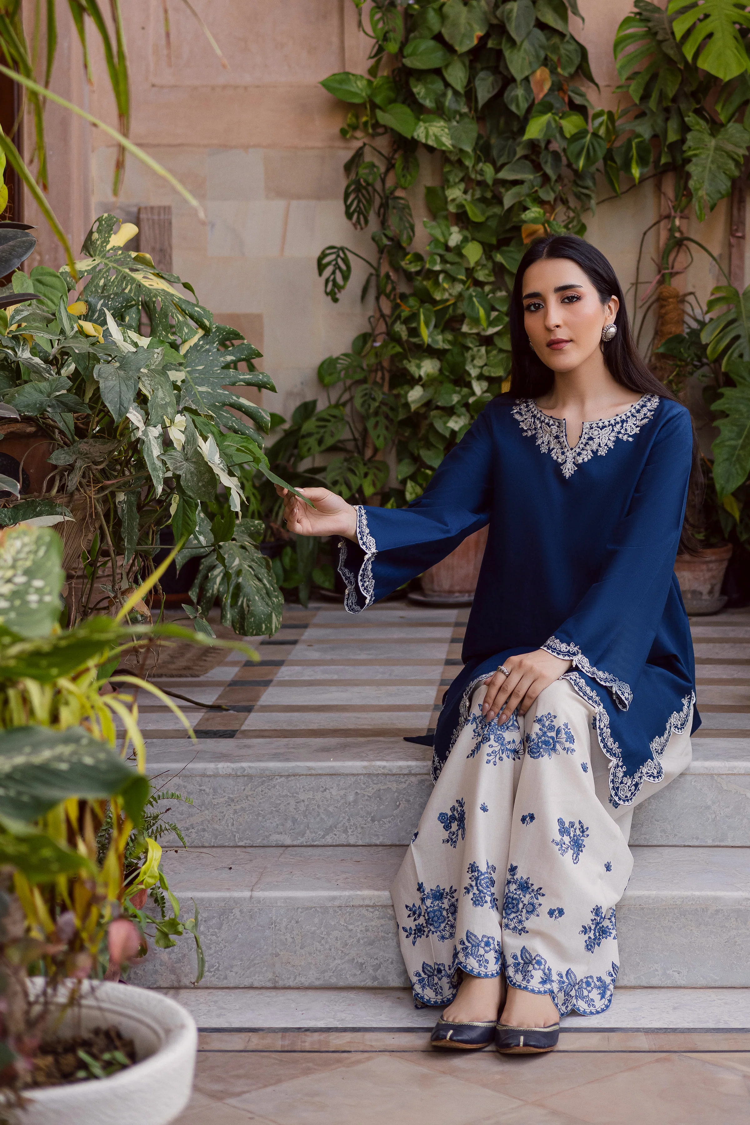 Jeno 2Pc - Embroidered Khaddar Dress - Image 3