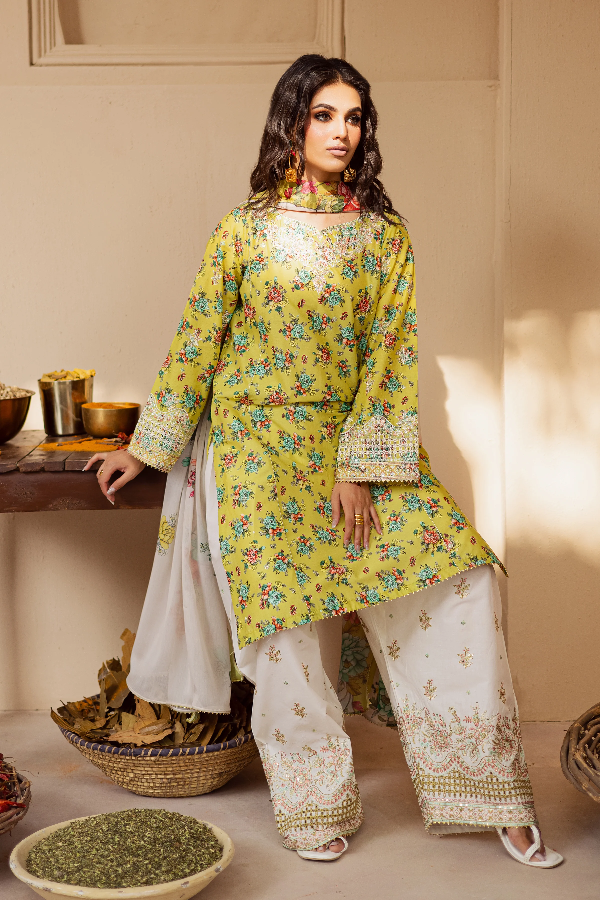 Joy 3Pc - Festive Eid Prints - Image 4