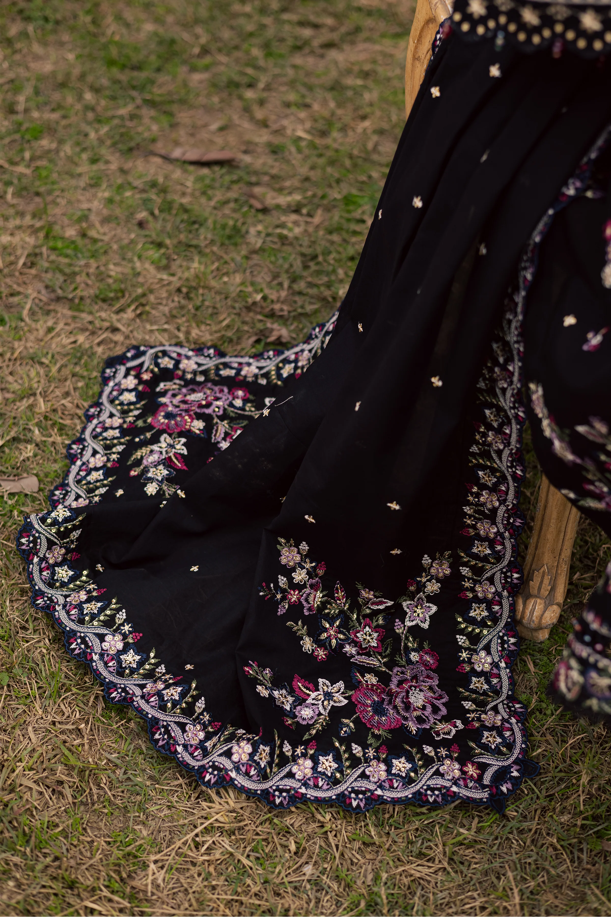 Kynd 3Pc - Festive Embroidered Lawn - Image 8