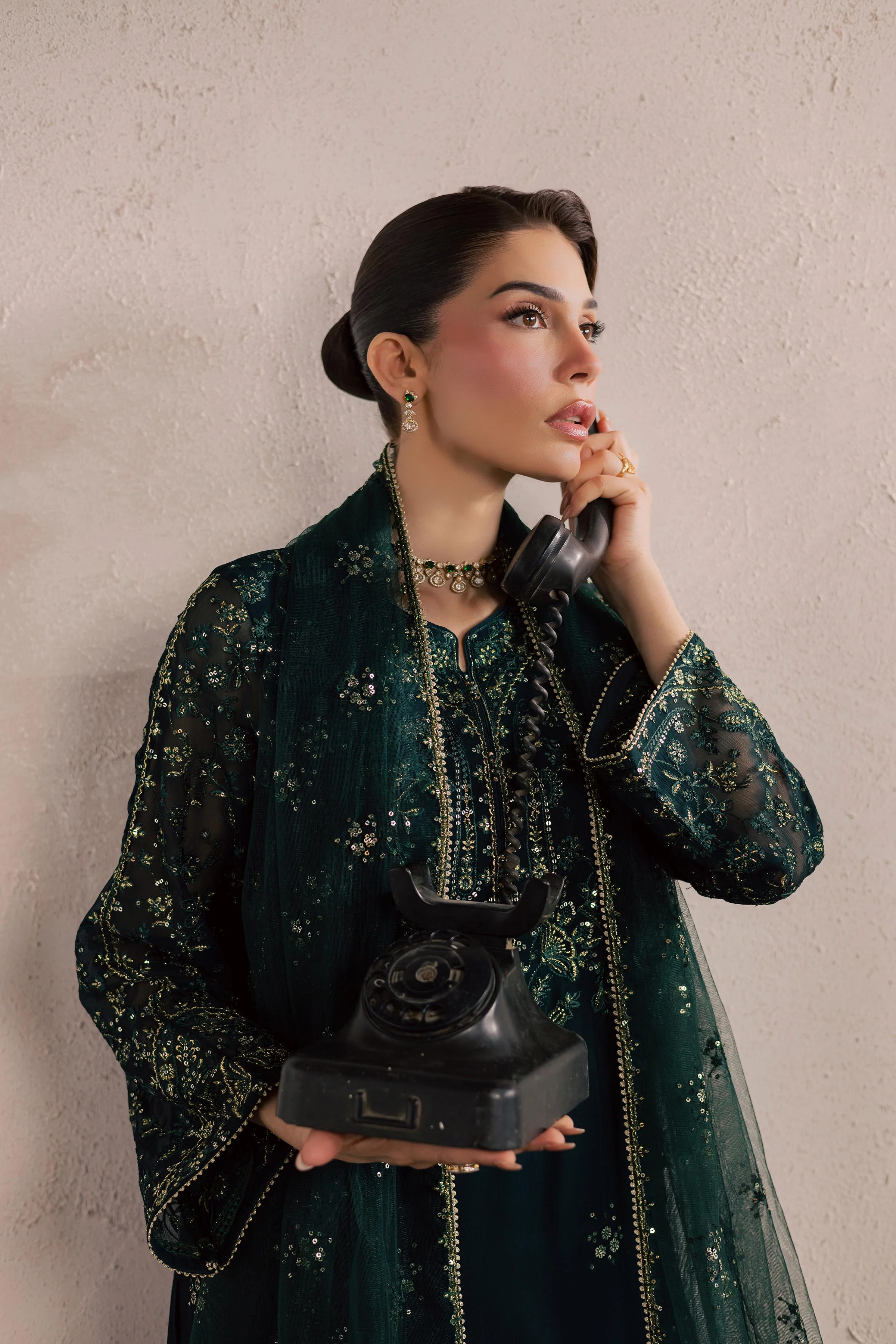 Kyra 3Pc - Festive Luxury Formal - Image 5