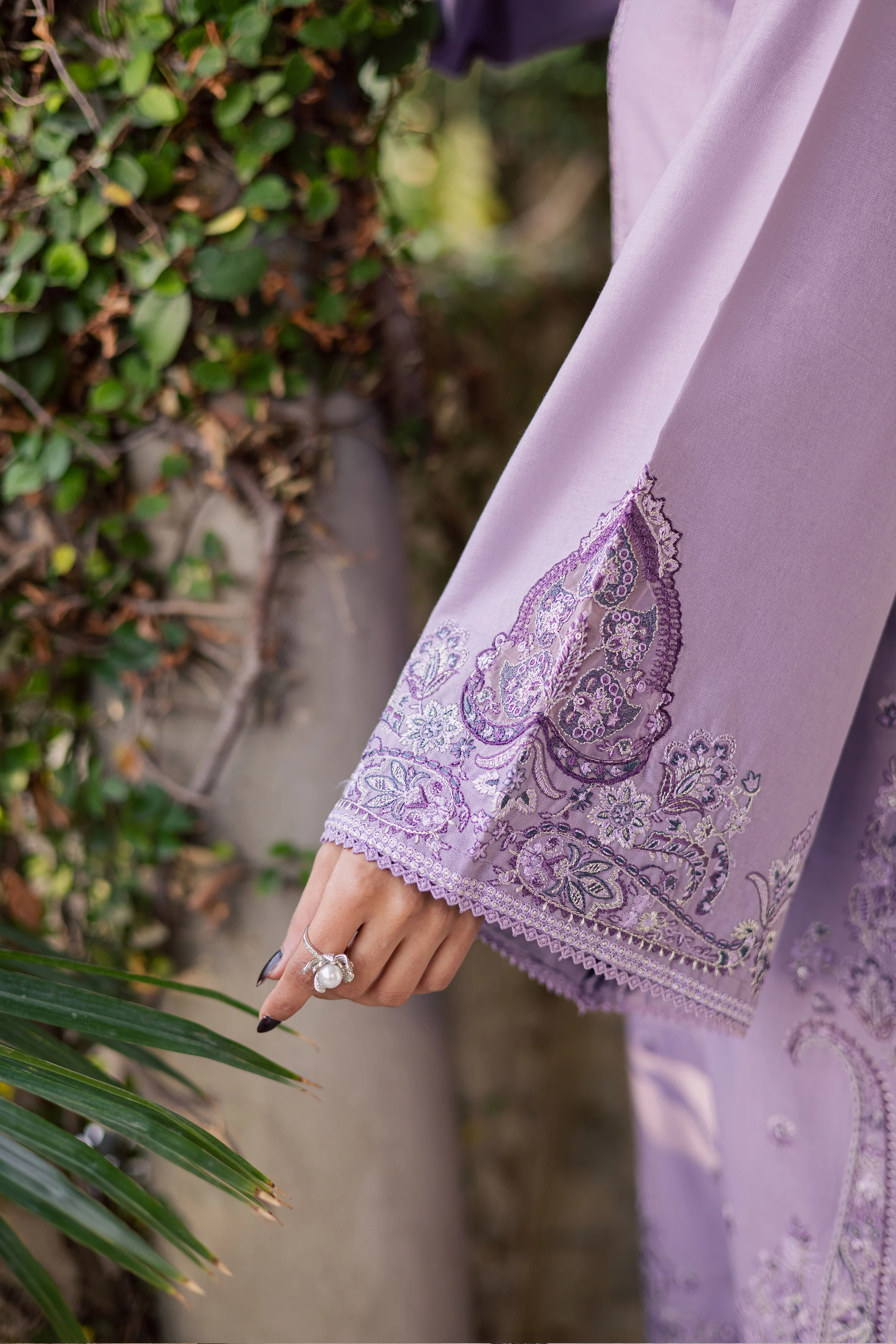 Lilac Hiba 3Pc - Embroidered Khaddar Dress - Image 7