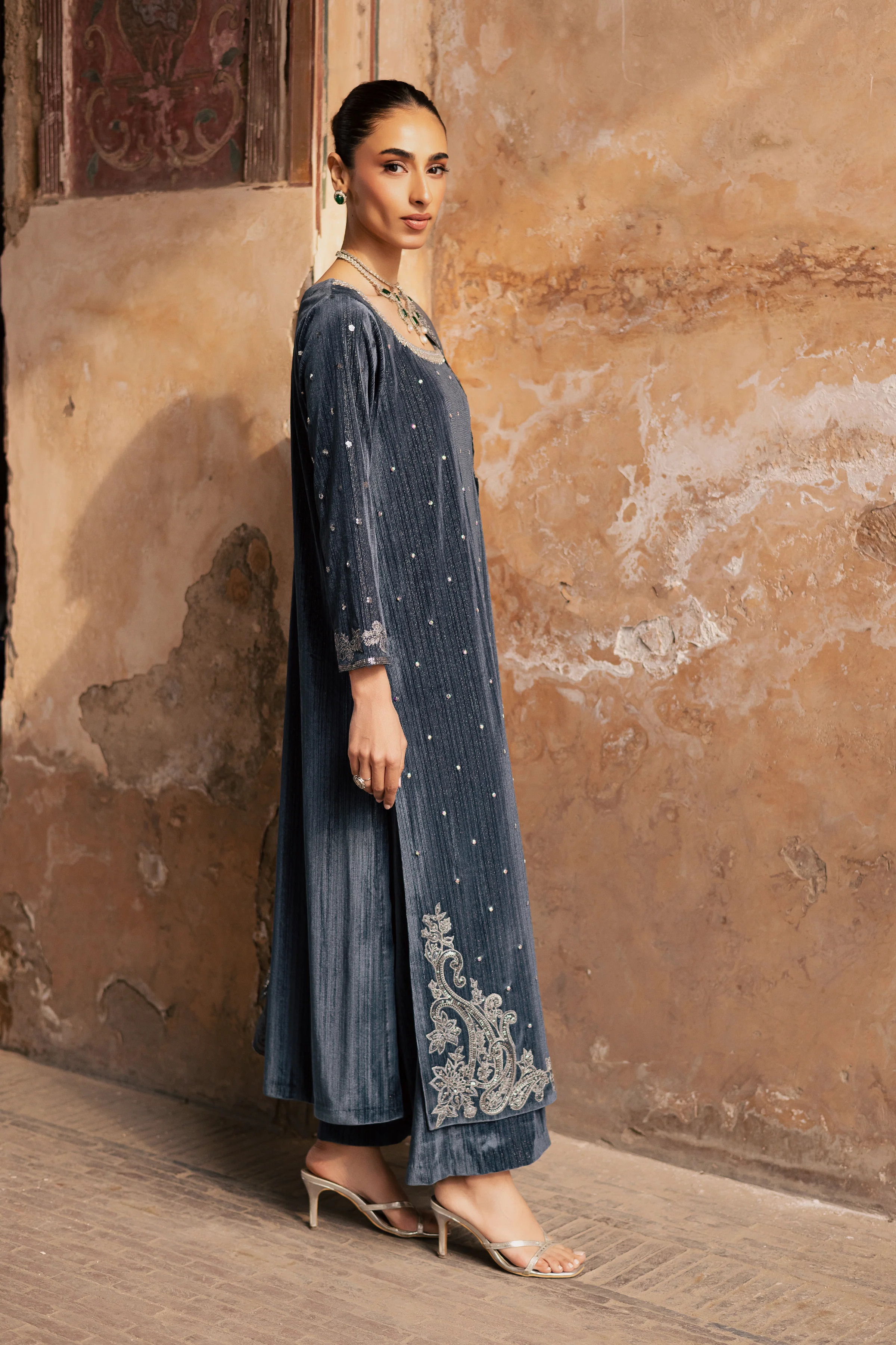 Lunar 3Pc - Velvet Formal Dress - Image 3