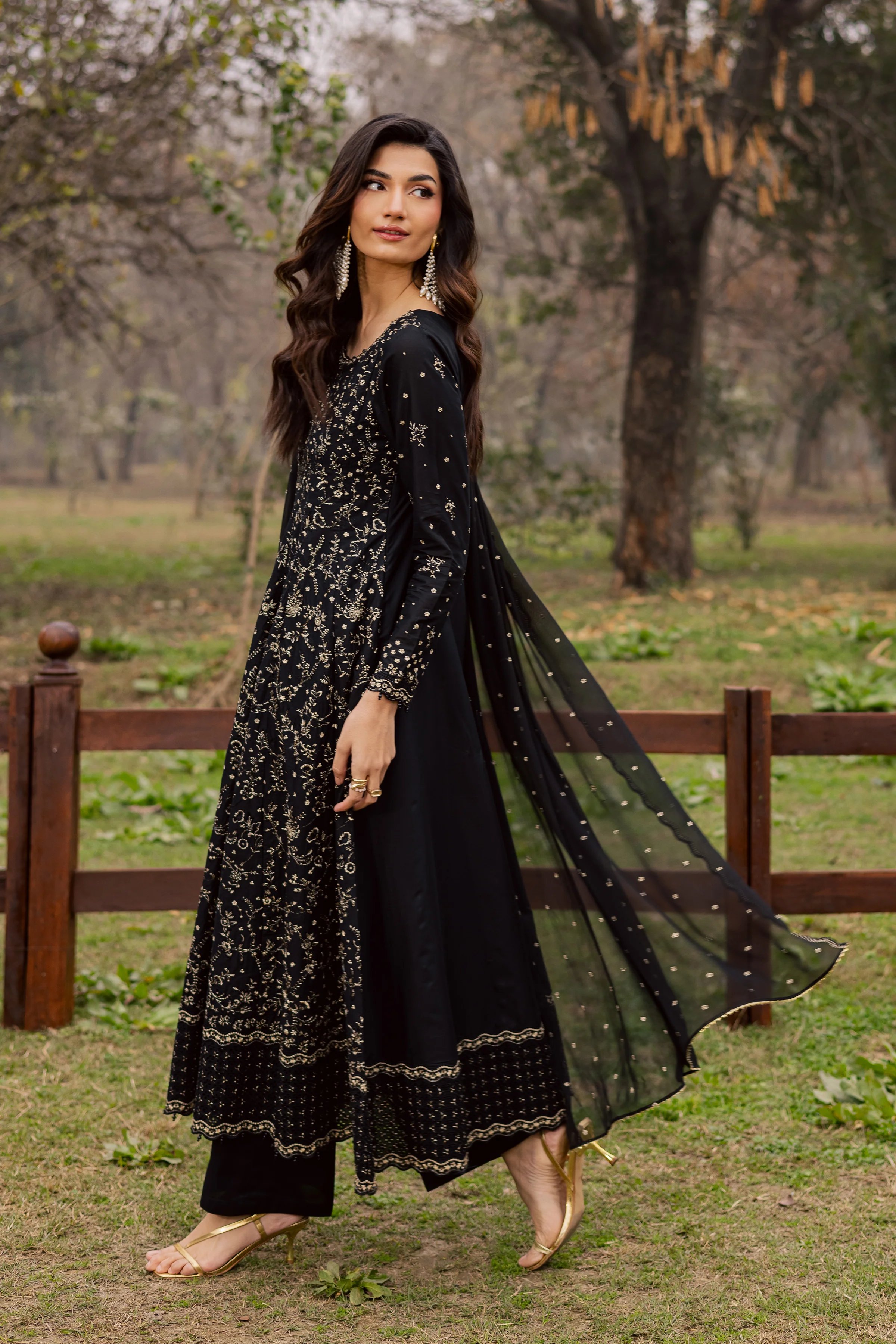 Mah e Nur 3Pc - Festive Embroidered Lawn - Image 7