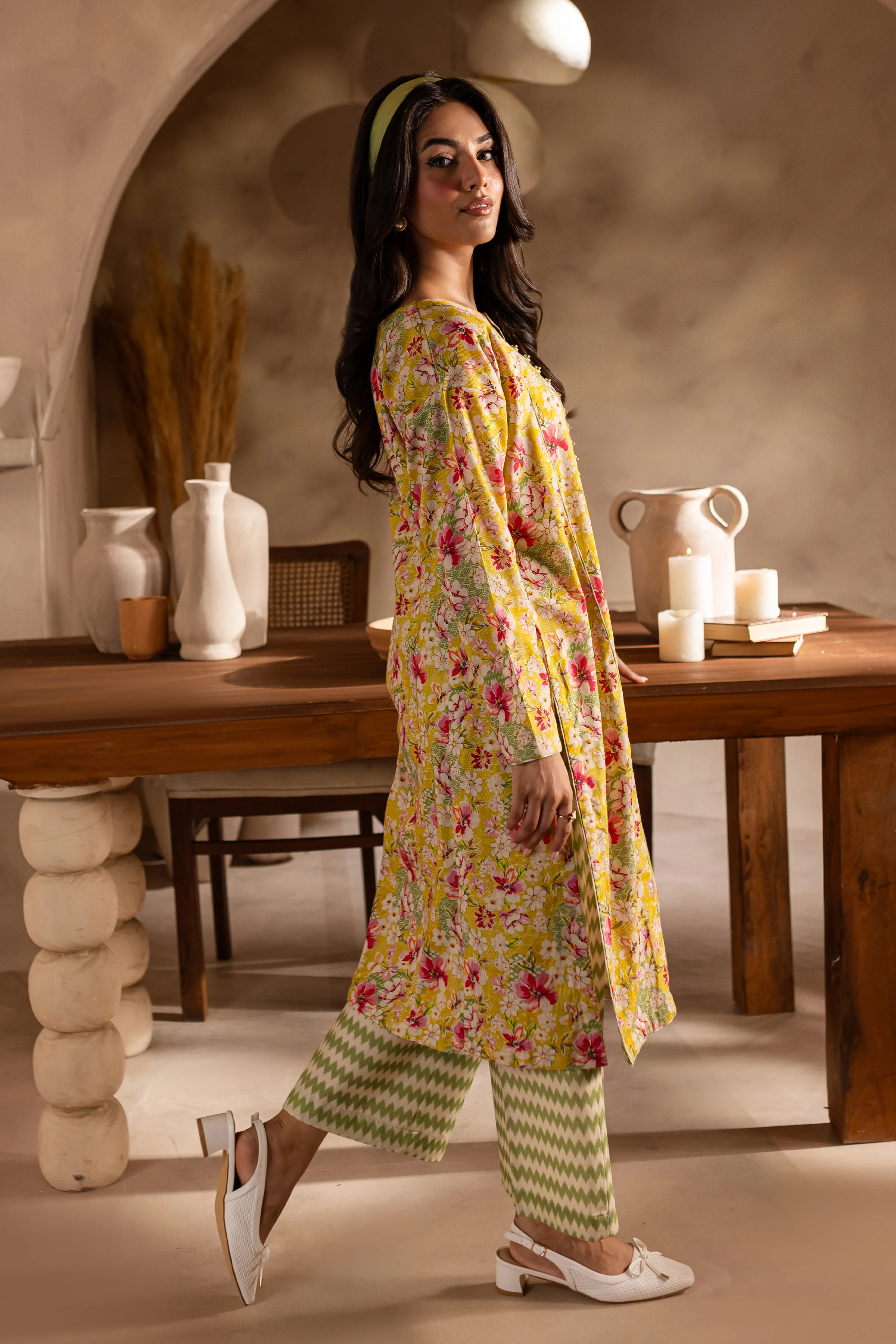 Maize 2Pc - Printed Khaddar Dress - Image 4