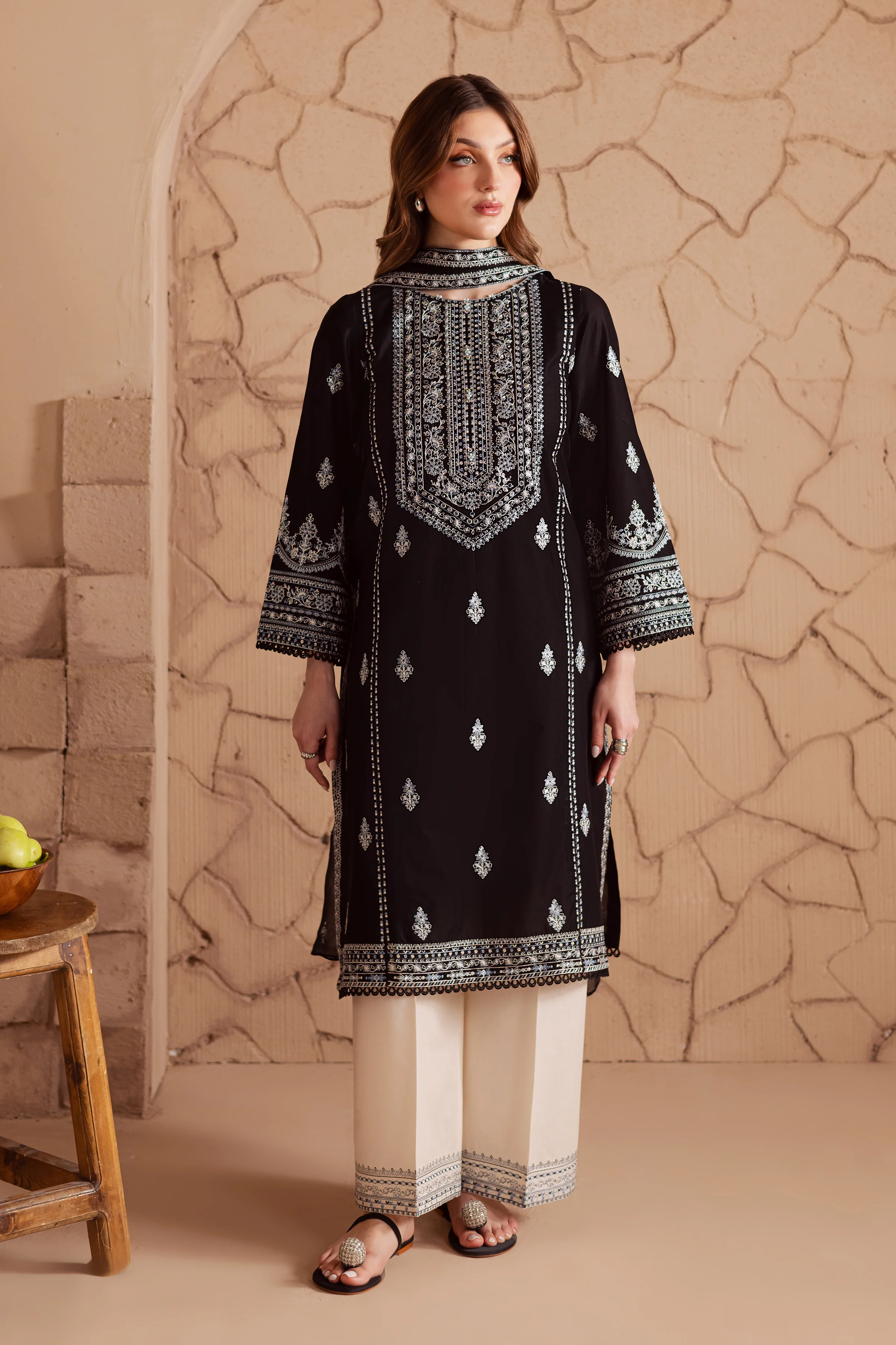 Maneeha 3Pc - Embroidered Lawn Dress