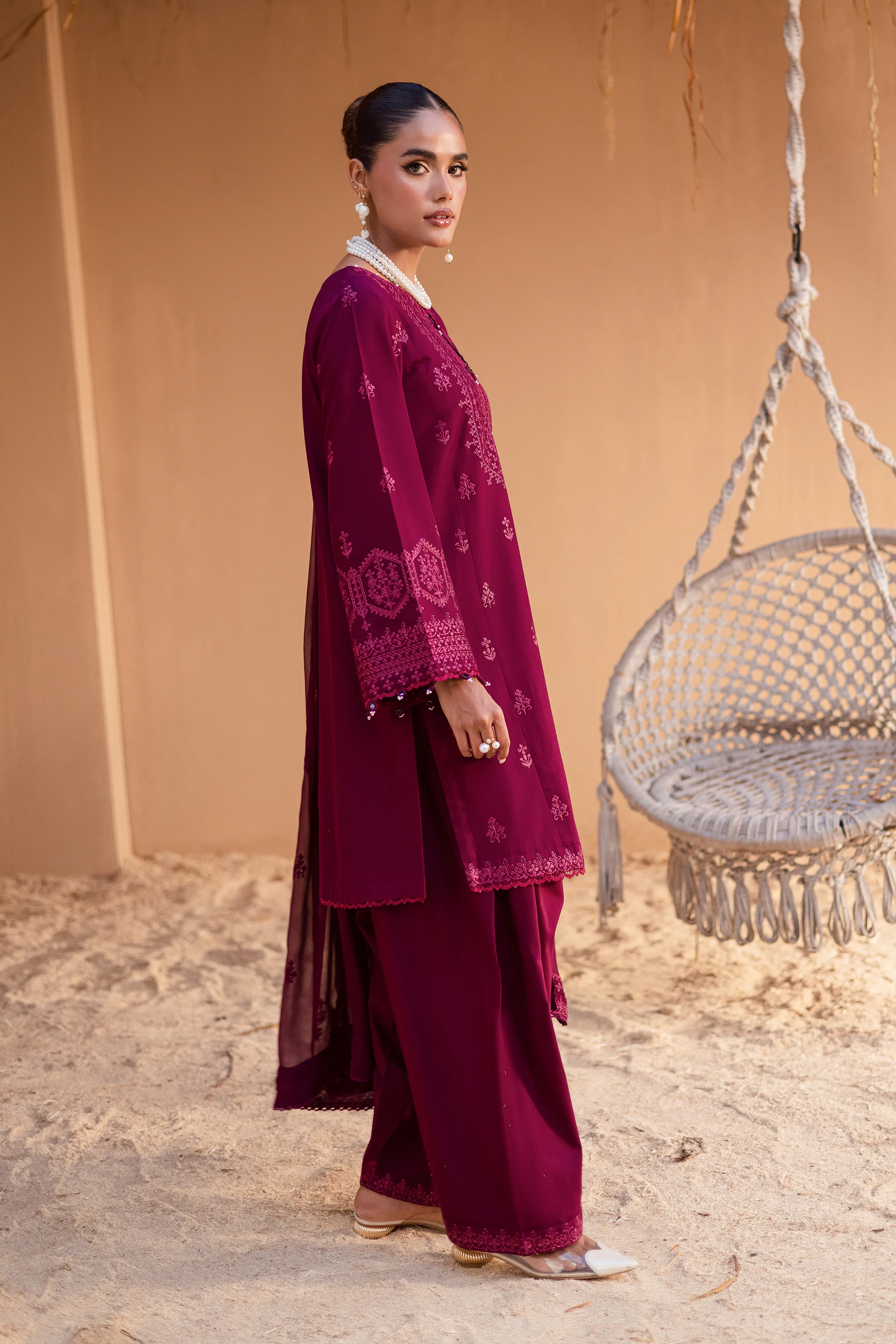 Maroon Henna 3Pc - Embroidered Khaddar Dress - Image 5