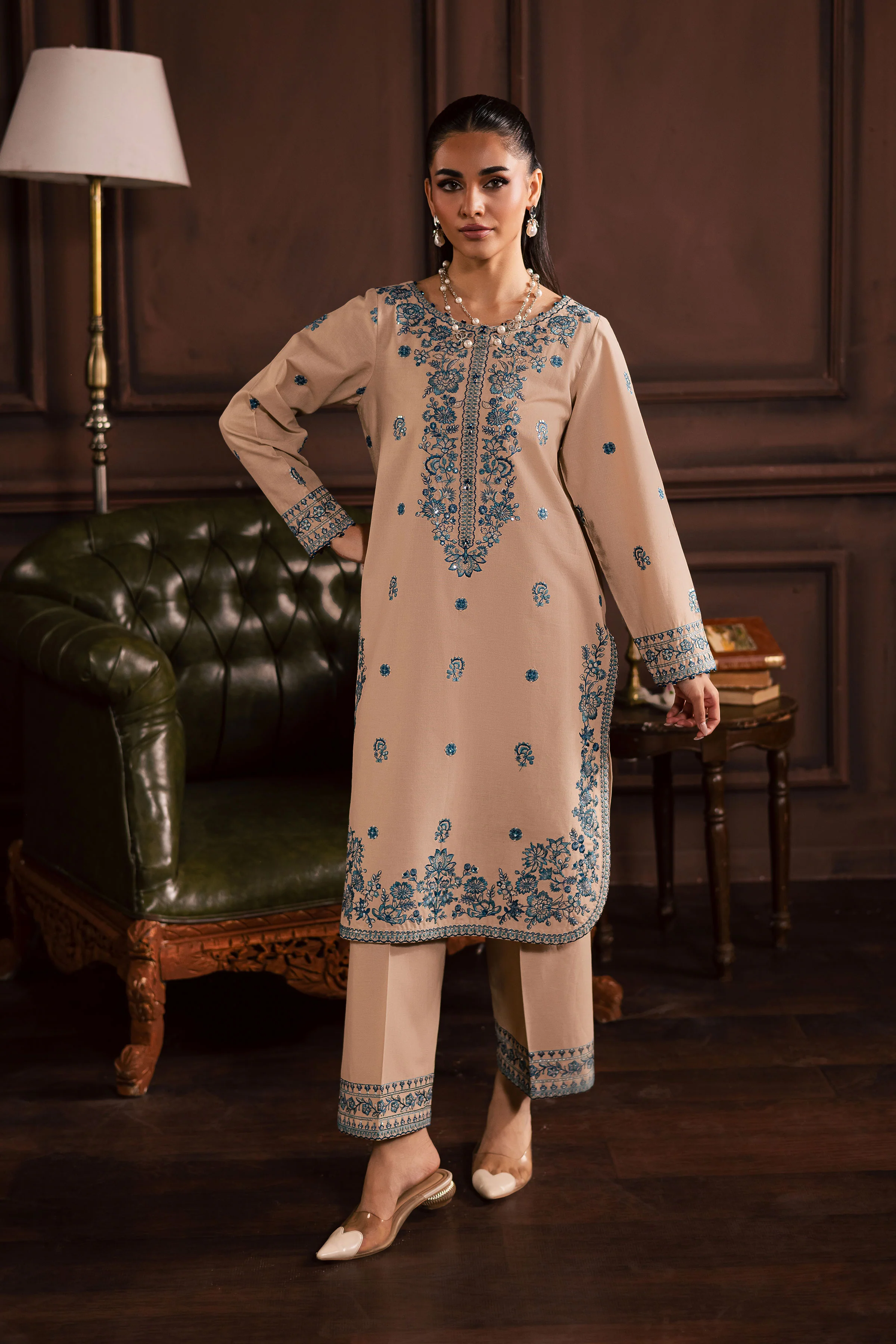 Merry 2Pc - Embroidered Khaddar Dress - Image 5