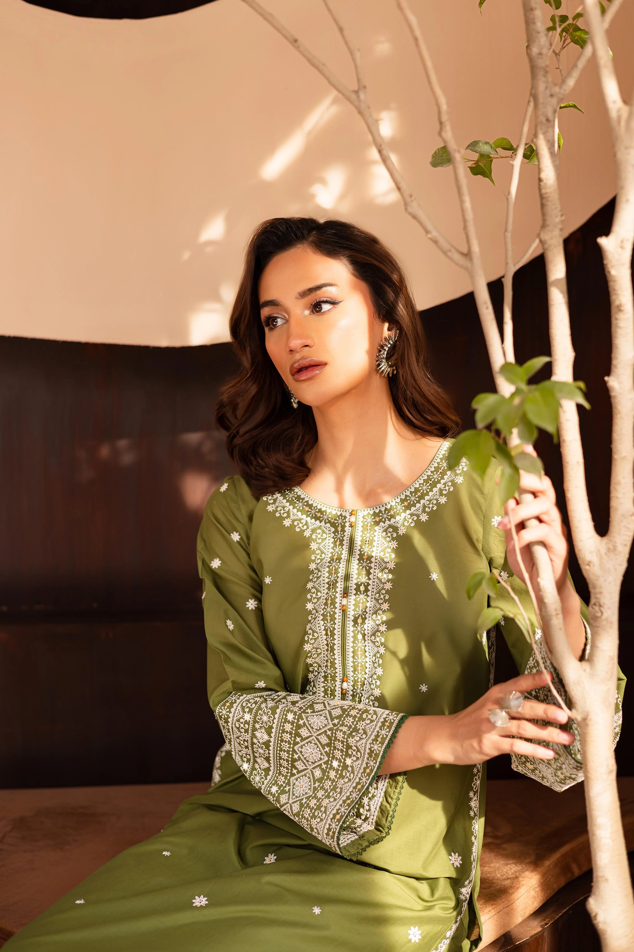 Minaa 2Pc- Embroidered Lawn Dress - Image 6