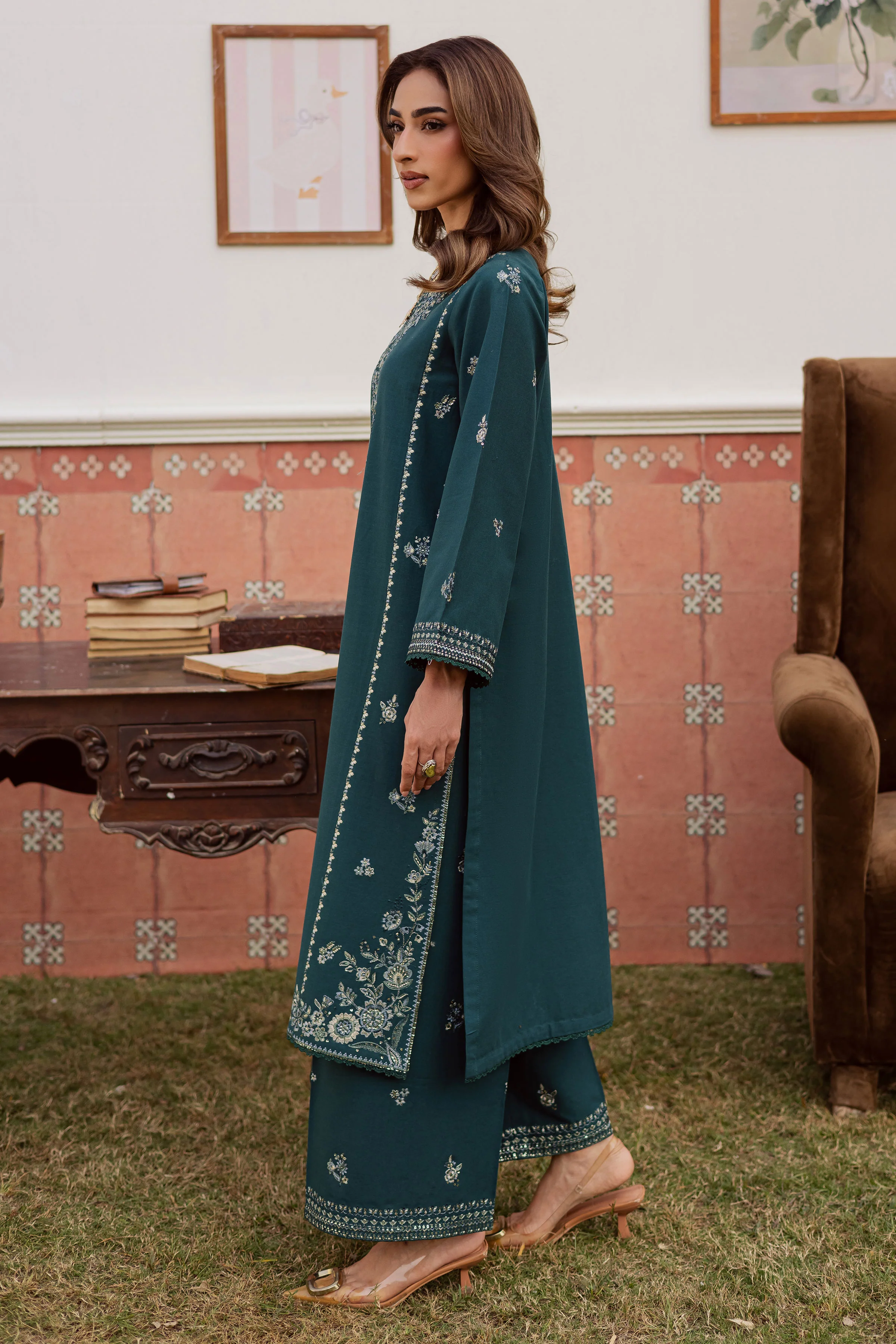 Minhal 3Pc - Embroidered Khaddar Dress - Image 3