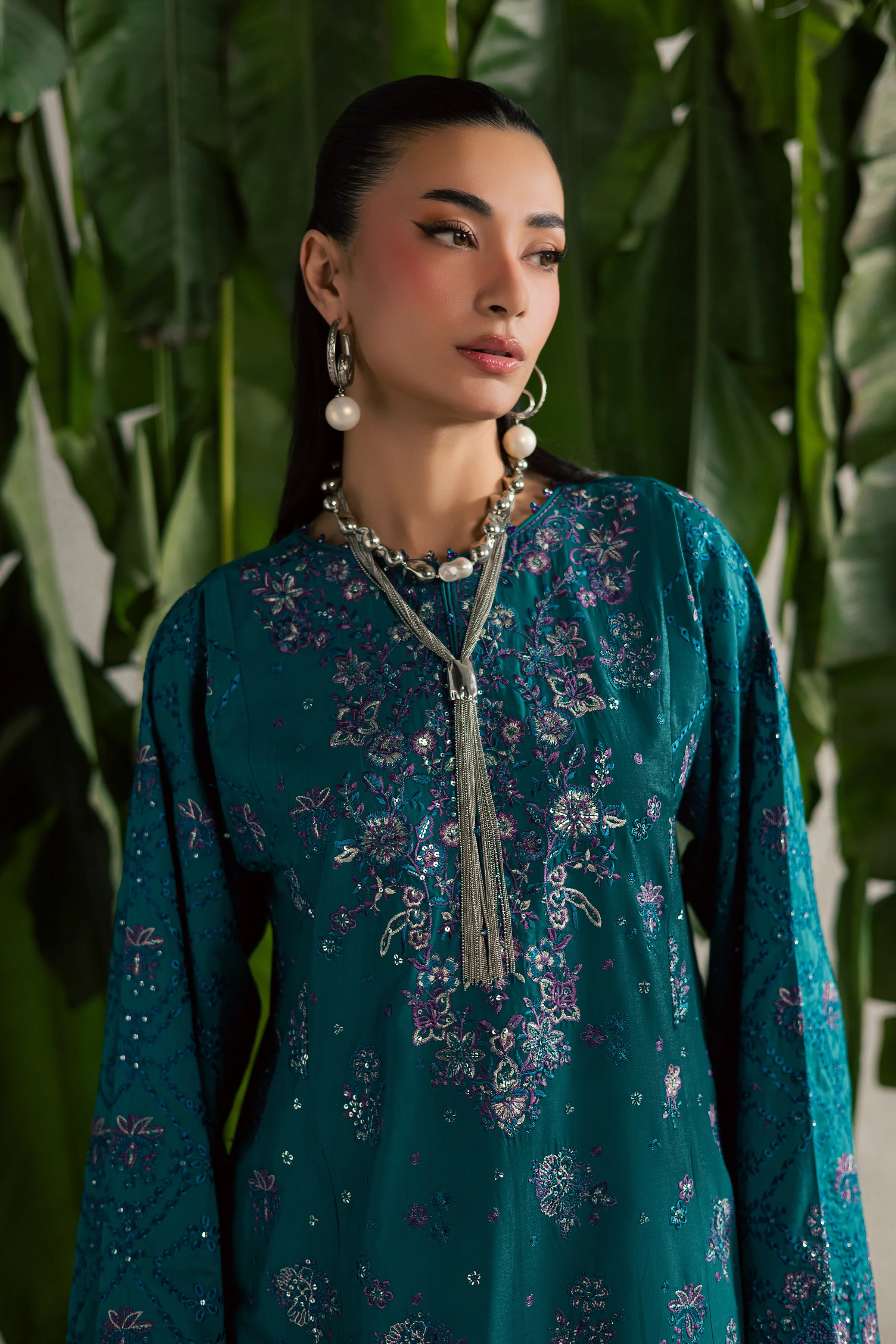 Moonwillow 2Pc - Festive Embroidered Lawn - Image 2