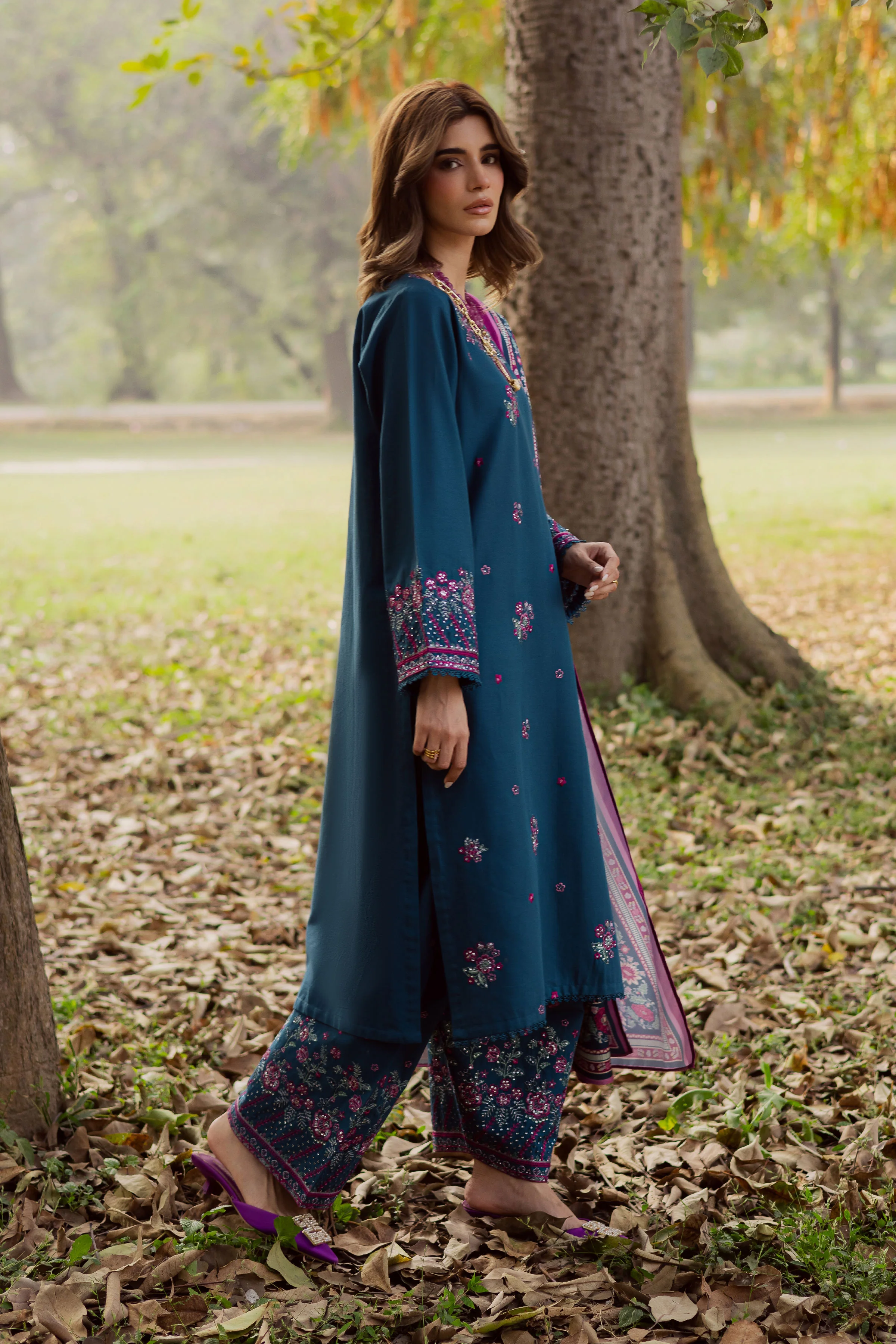 Moscow 3Pc - Embroidered Khaddar Dress - Image 4