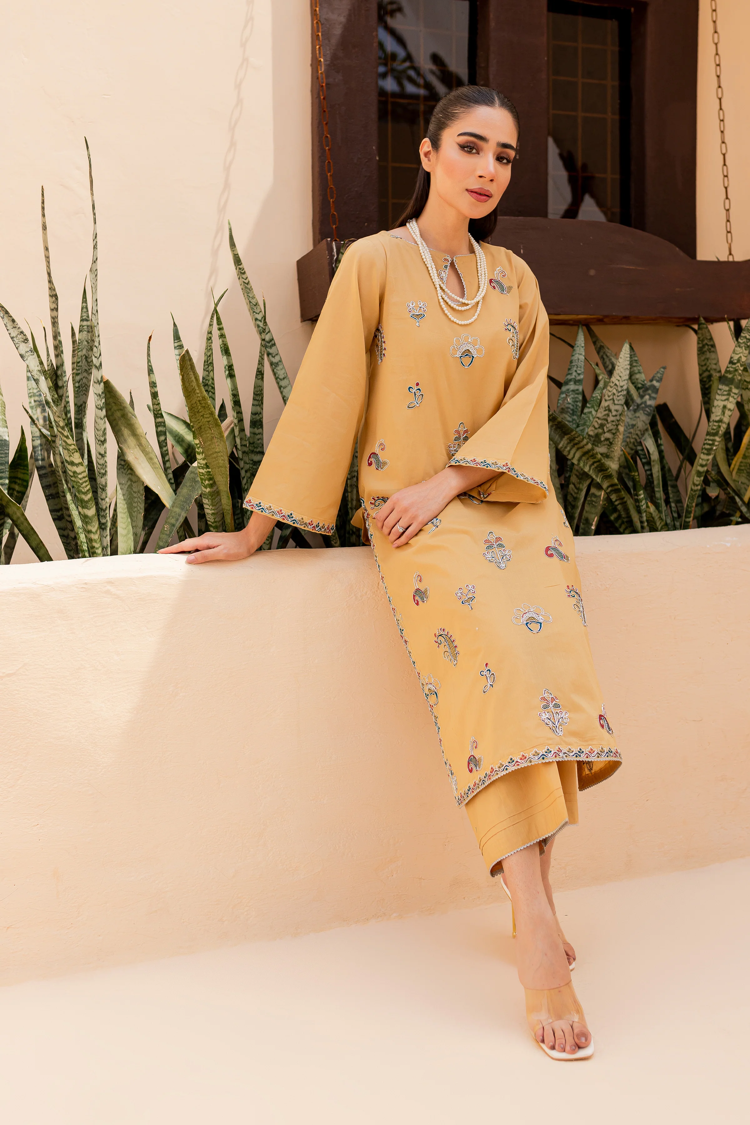 Nayab 2Pc - Image 4