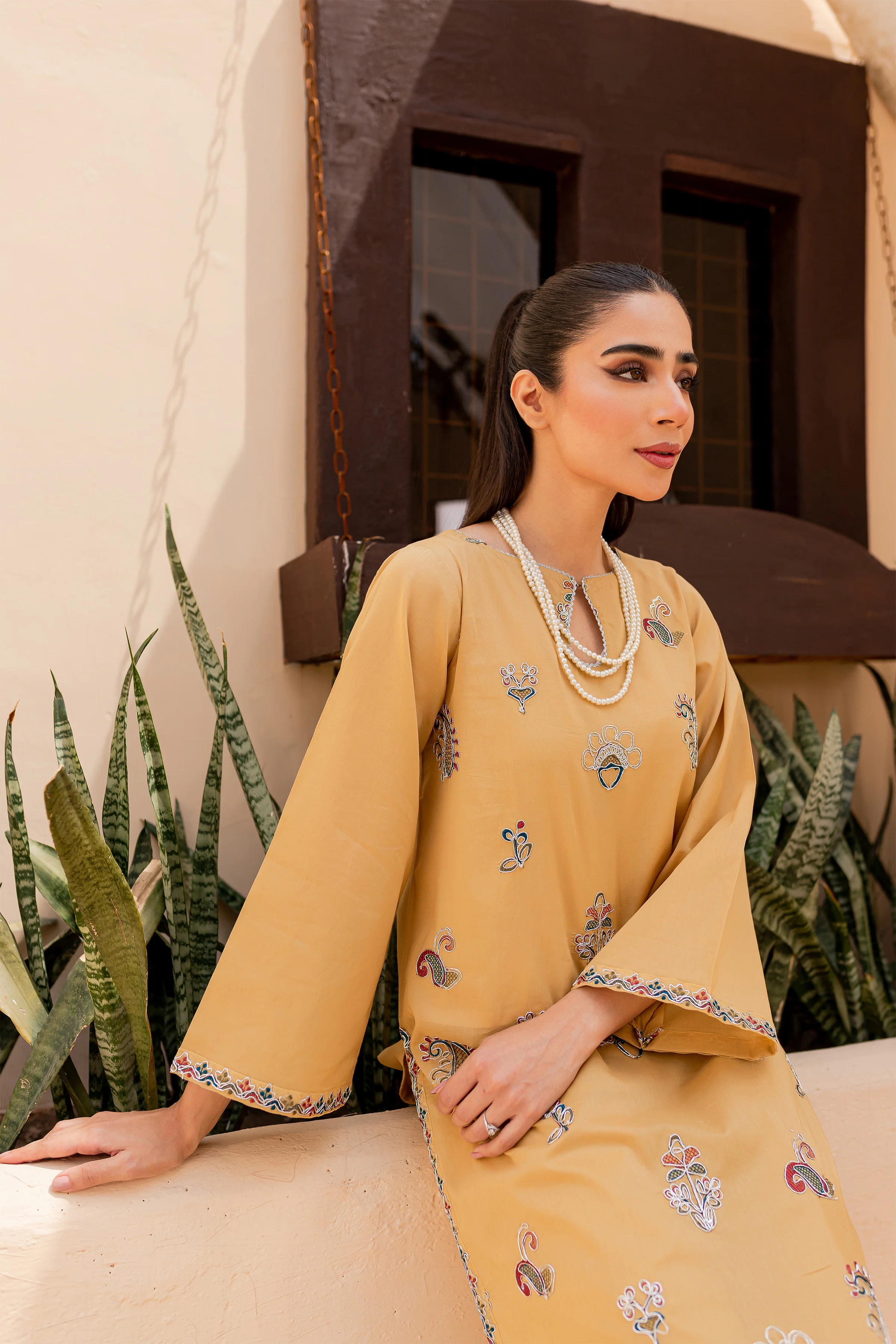 Nayab 2Pc - Image 5