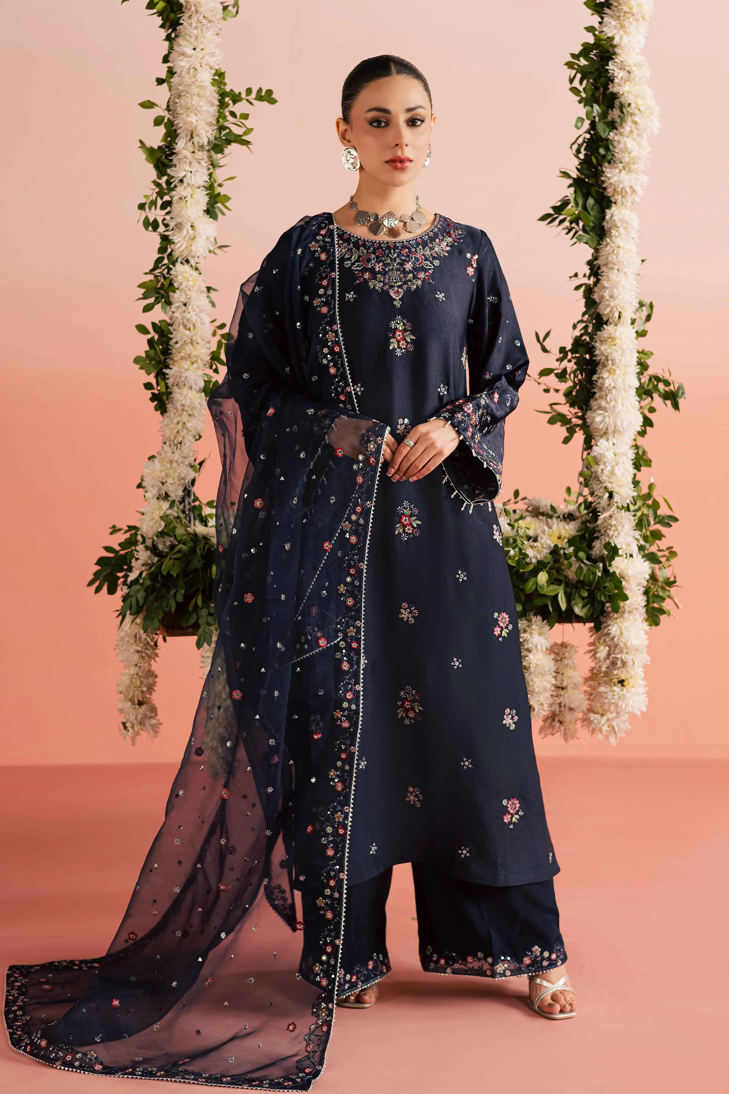 Nea - Festive Luxe Pret - Image 6