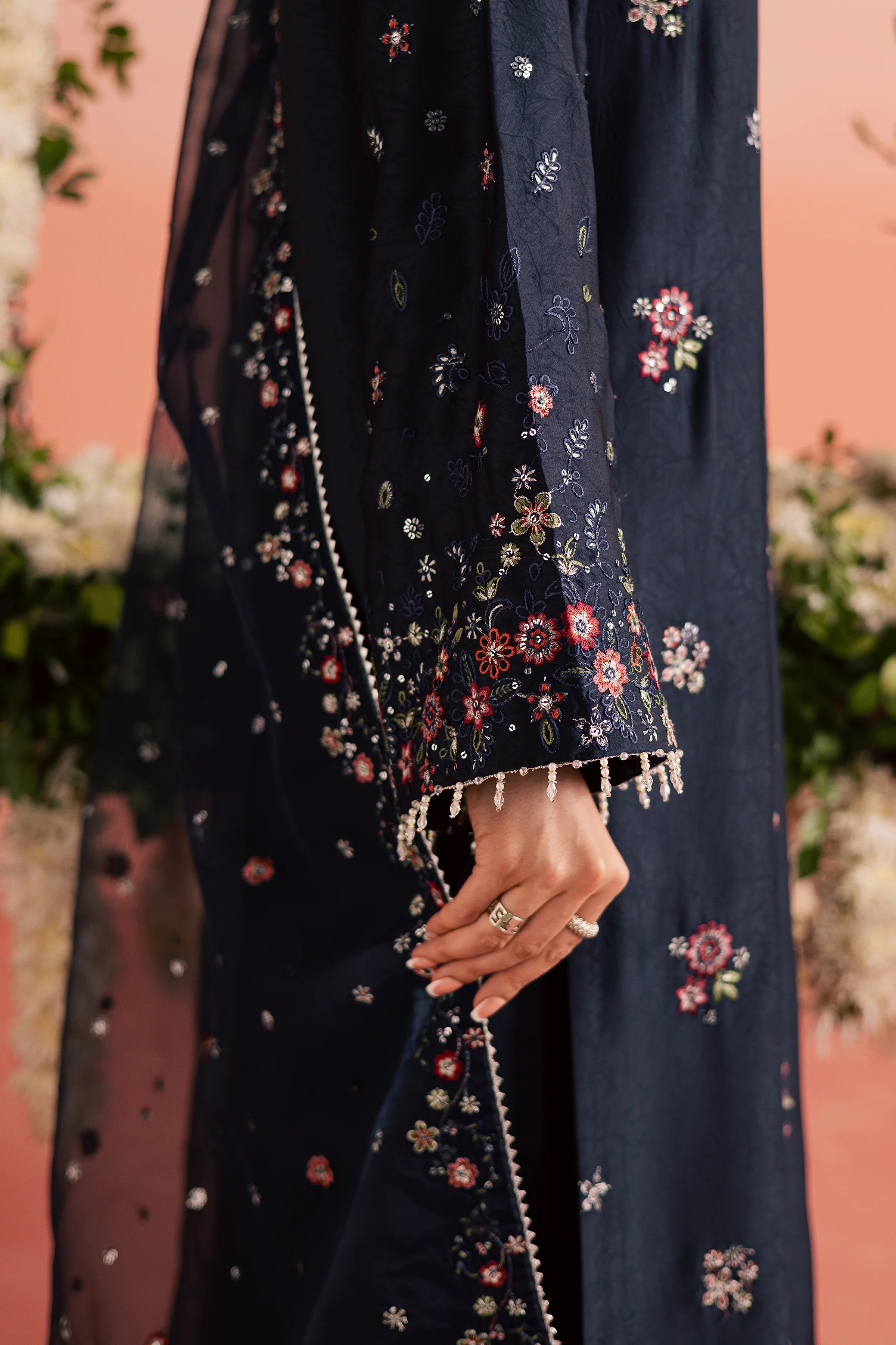 Nea - Festive Luxe Pret - Image 9