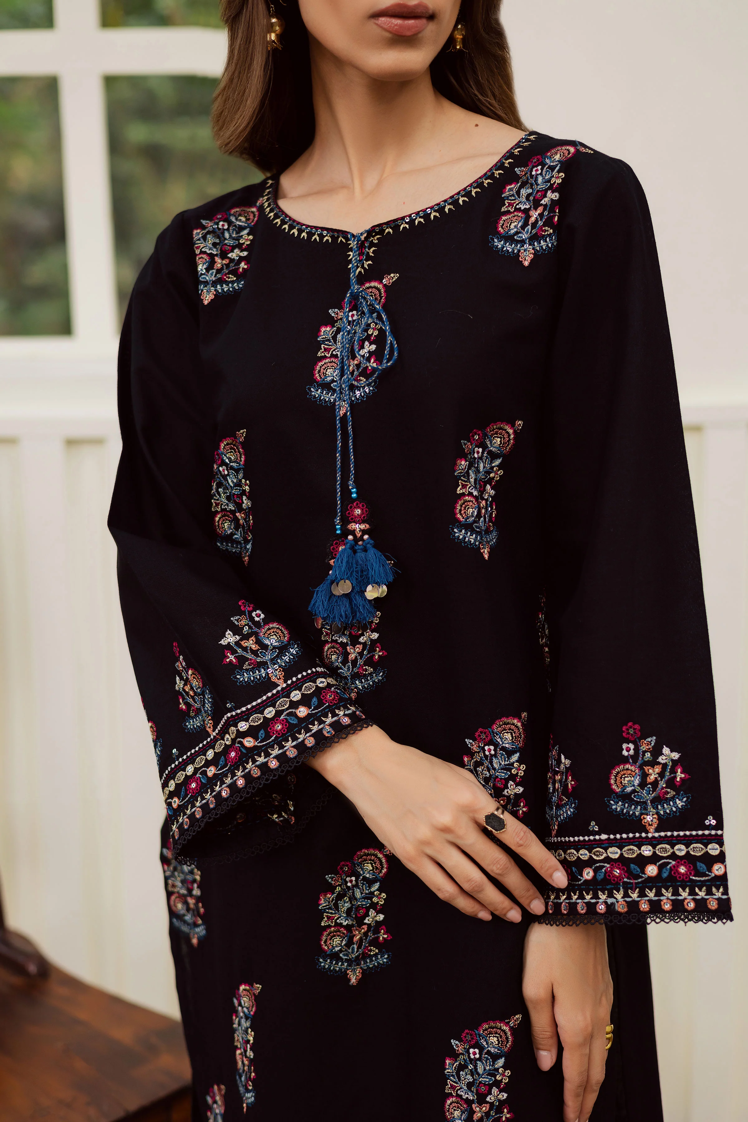 Noir Stitch 2Pc - Embroidered Khaddar Dress - Image 5