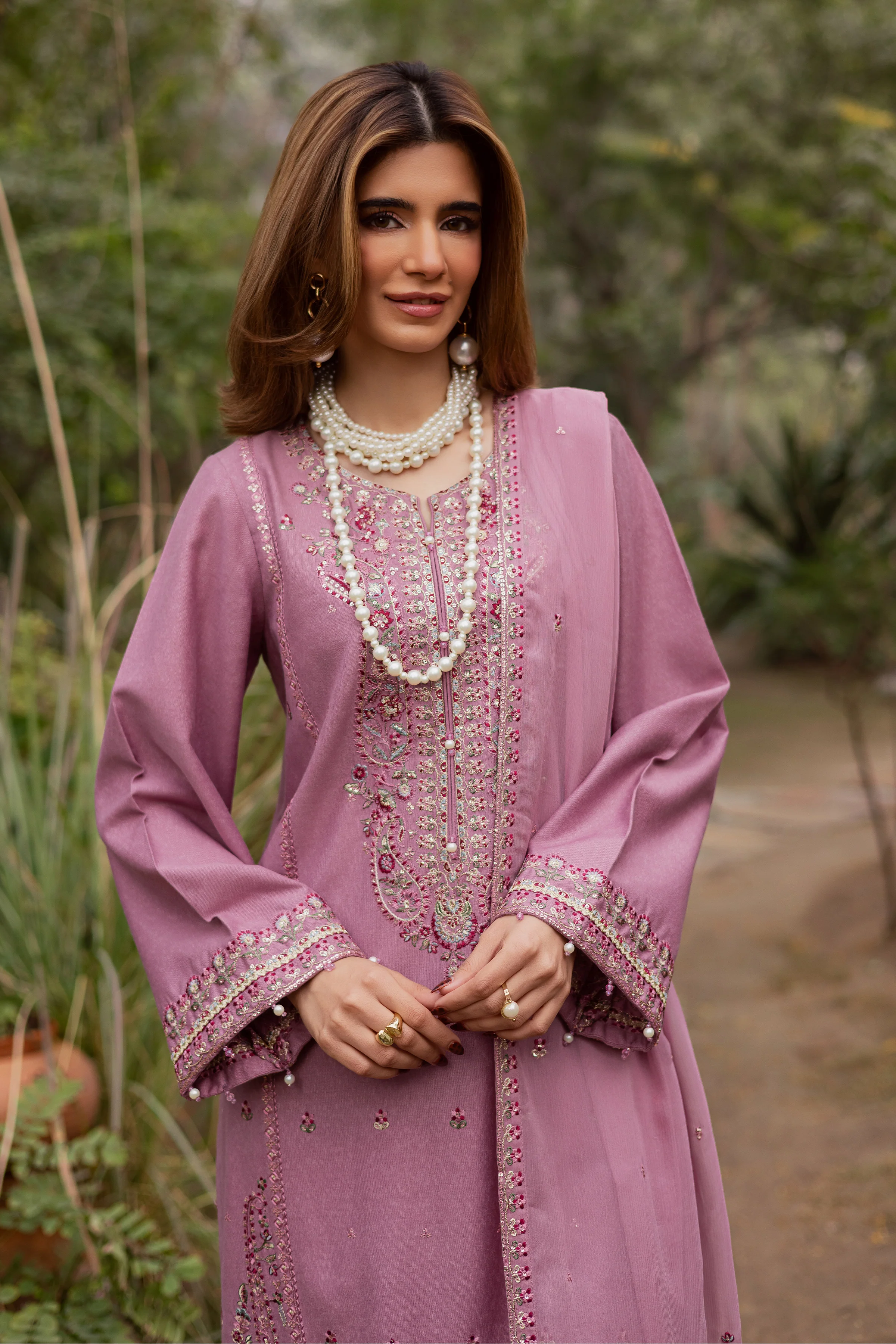 November 3Pc - Embroidered Festive Pret - Image 4