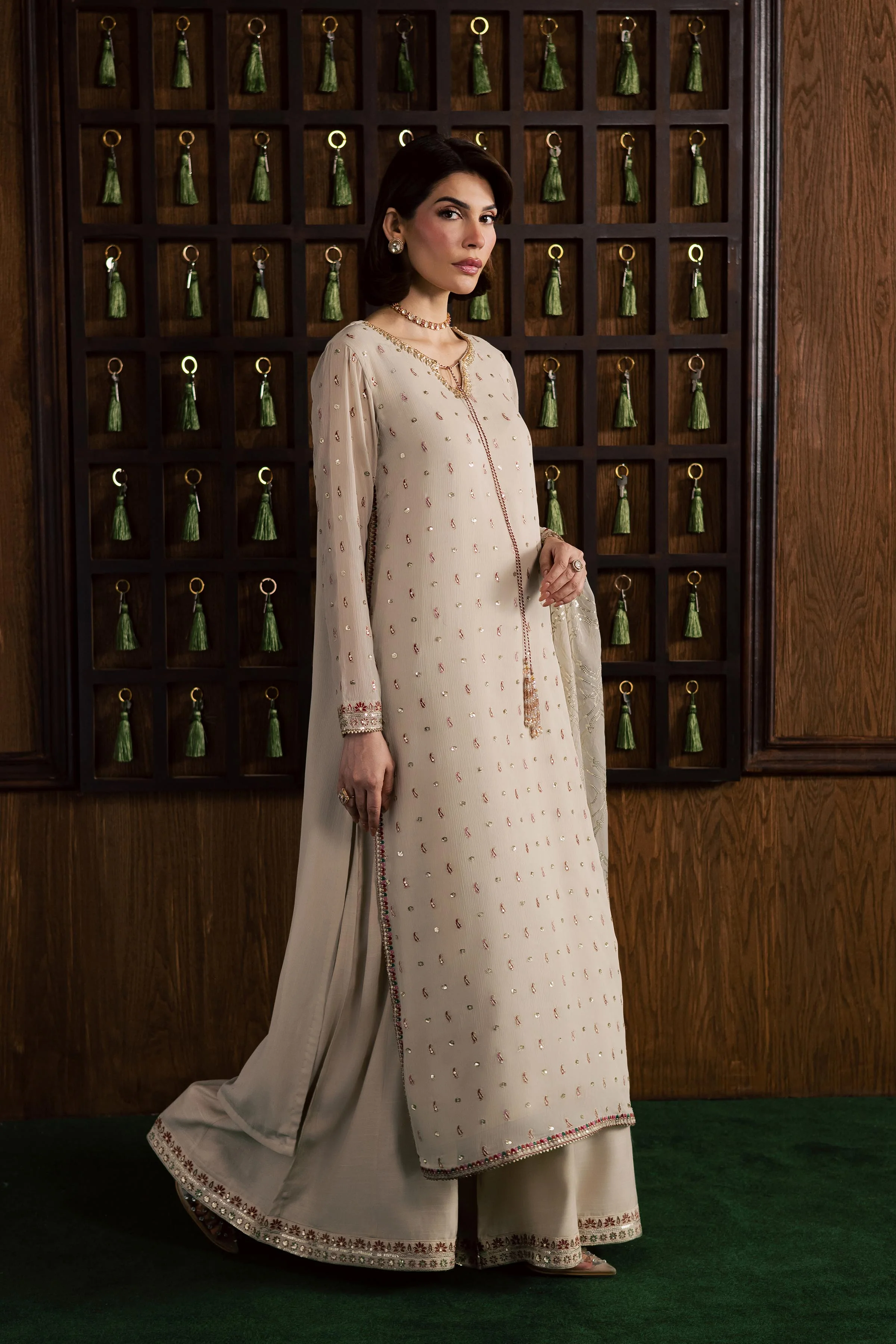 Pearl Emily 3Pc - Festive Luxury Formal - Image 8